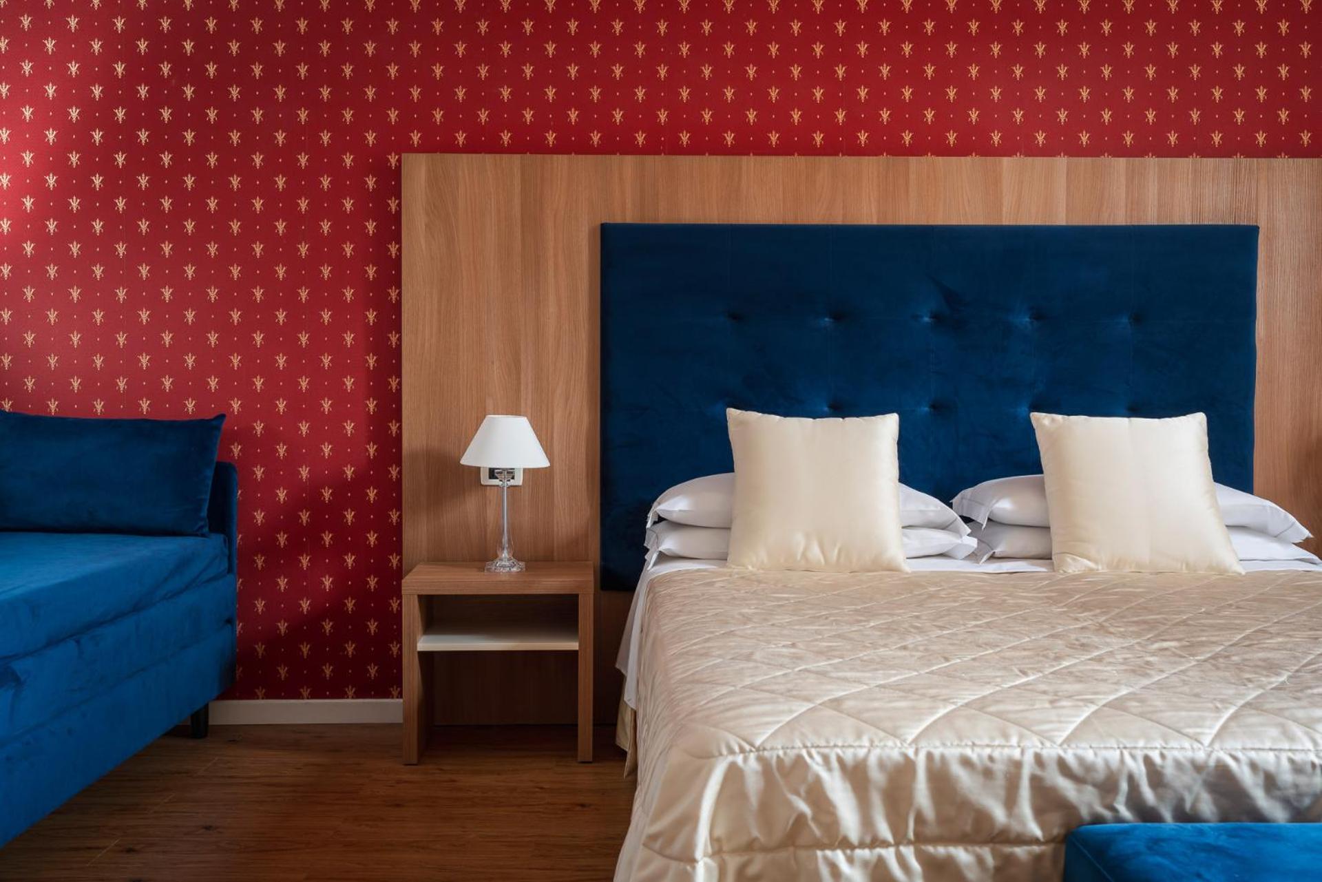 Deluxe Double Room - Photo 3