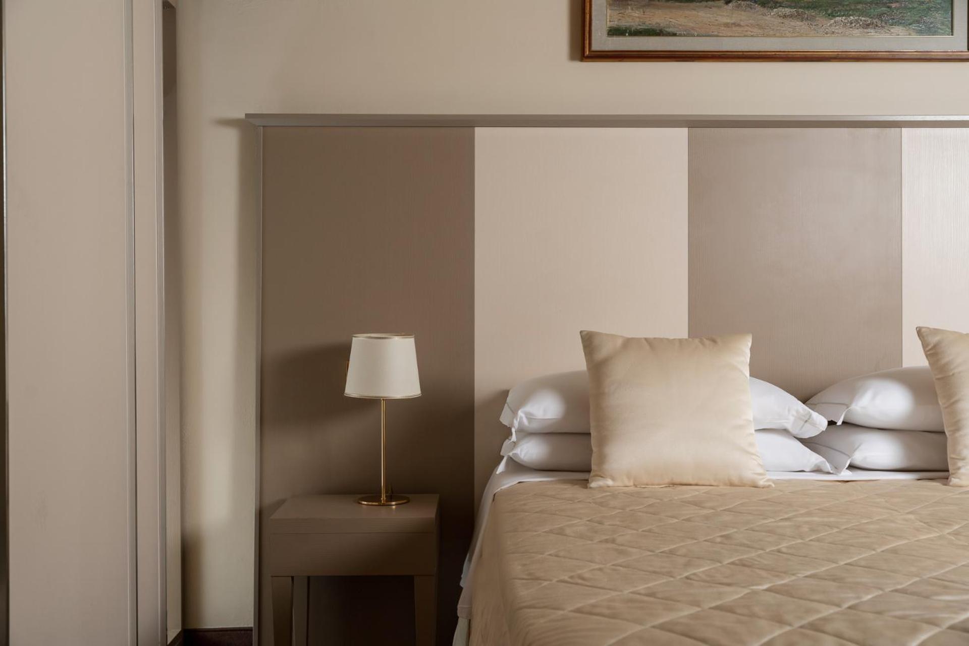 Superior Double Room - Photo 2