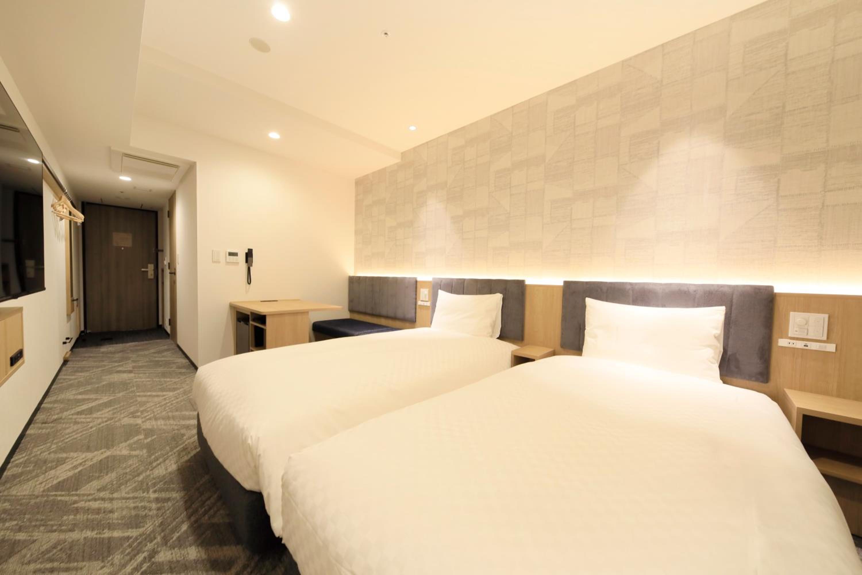 Via Inn Twin Room - Photo 9