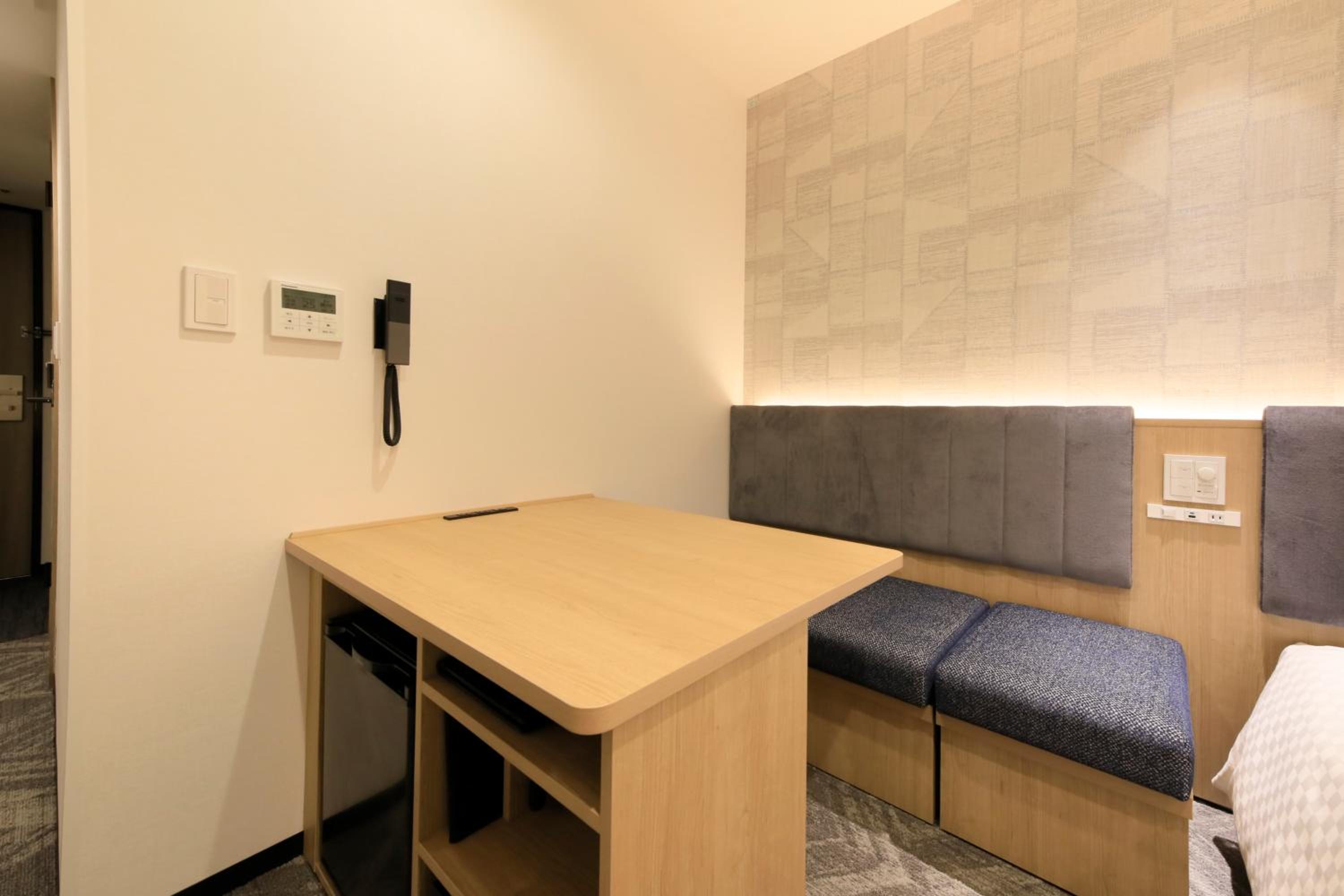 Via Inn Twin Room - Photo 8
