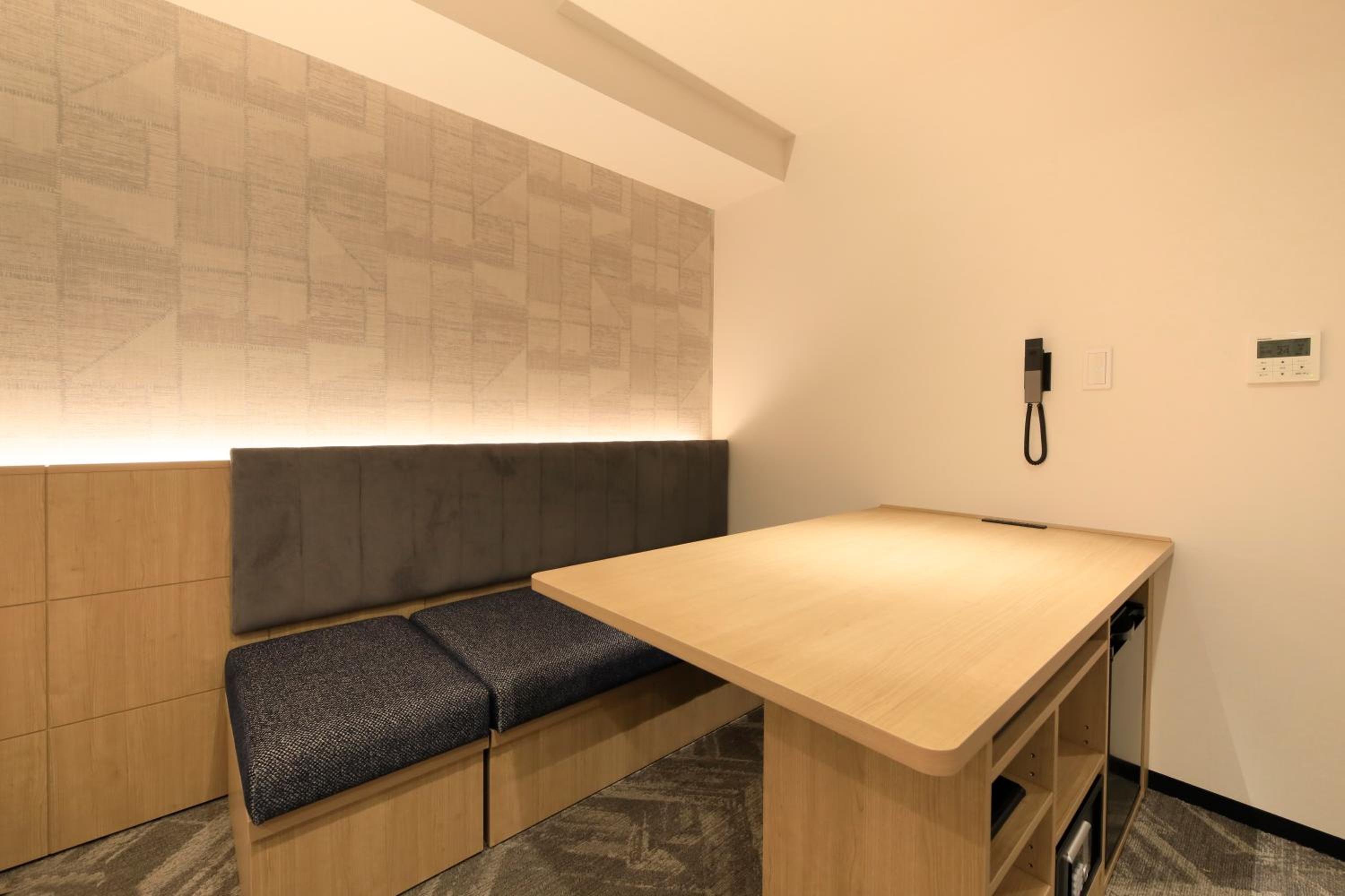 Grand Family Room - Photo 10