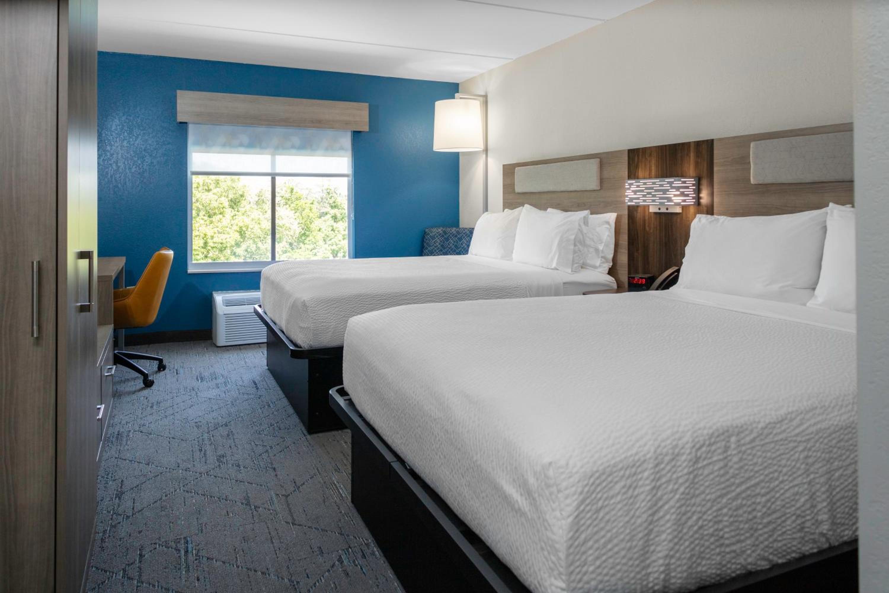 Other Room with two Beds - Non-Smoking - Photo 6