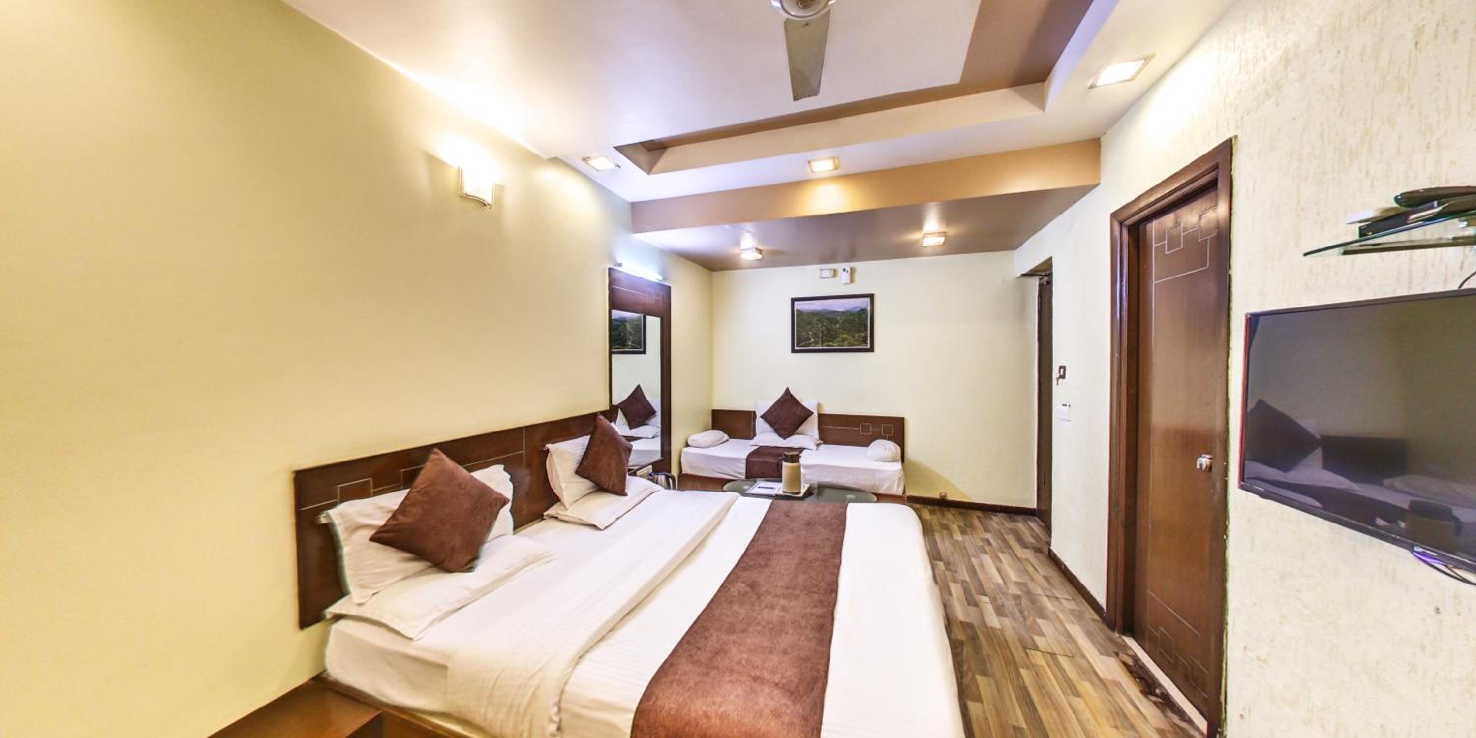 Deluxe Ac Room - Photo 13