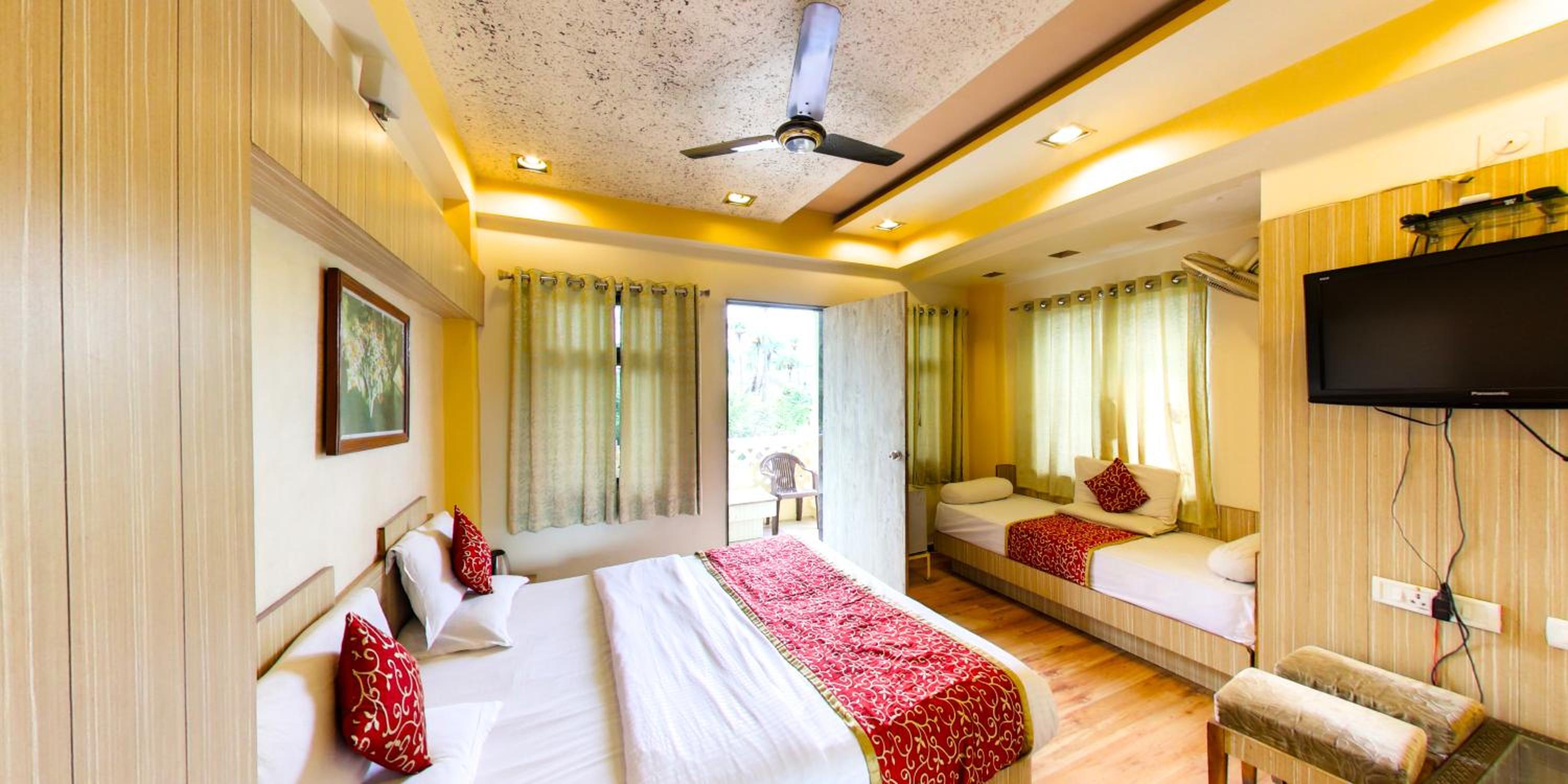 Queen Room with Balcony
