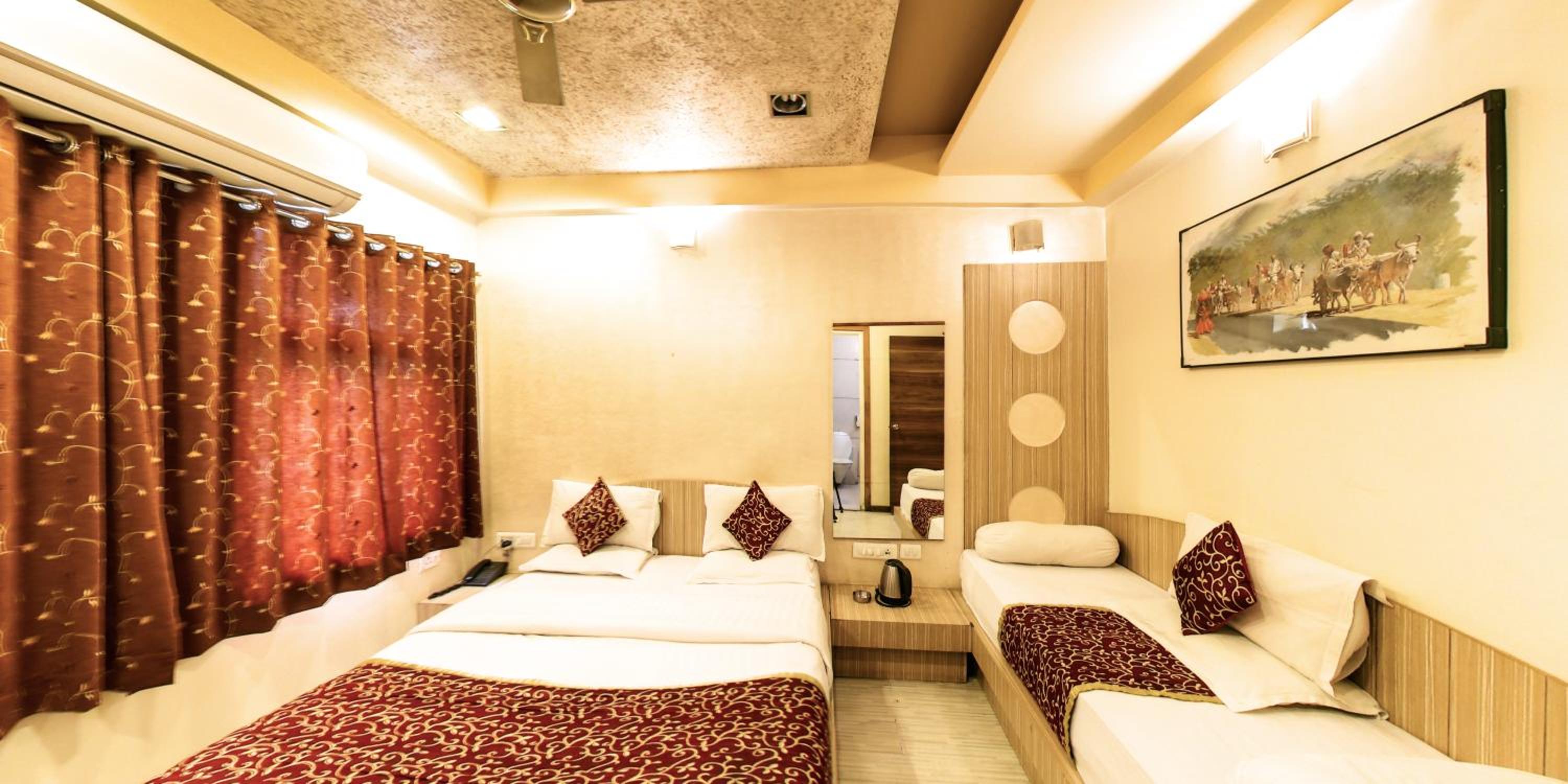 Deluxe Ac Room - Photo 14