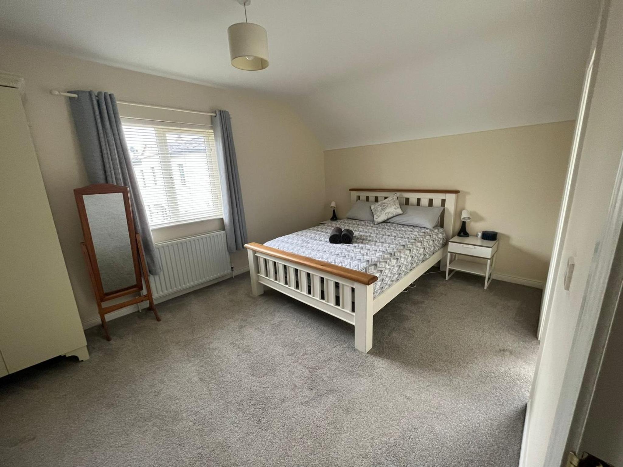 Four-Bedroom House photo 1