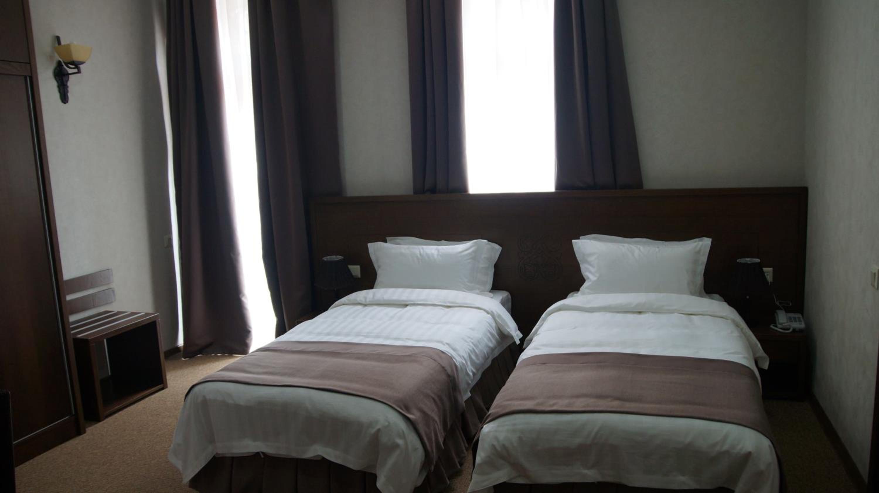 Standard Twin Room With River View