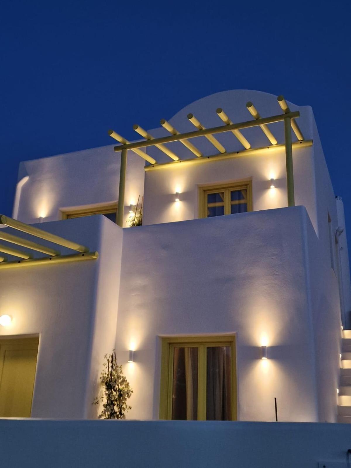 One-Bedroom House with Refreshing Whirlpool photo 3