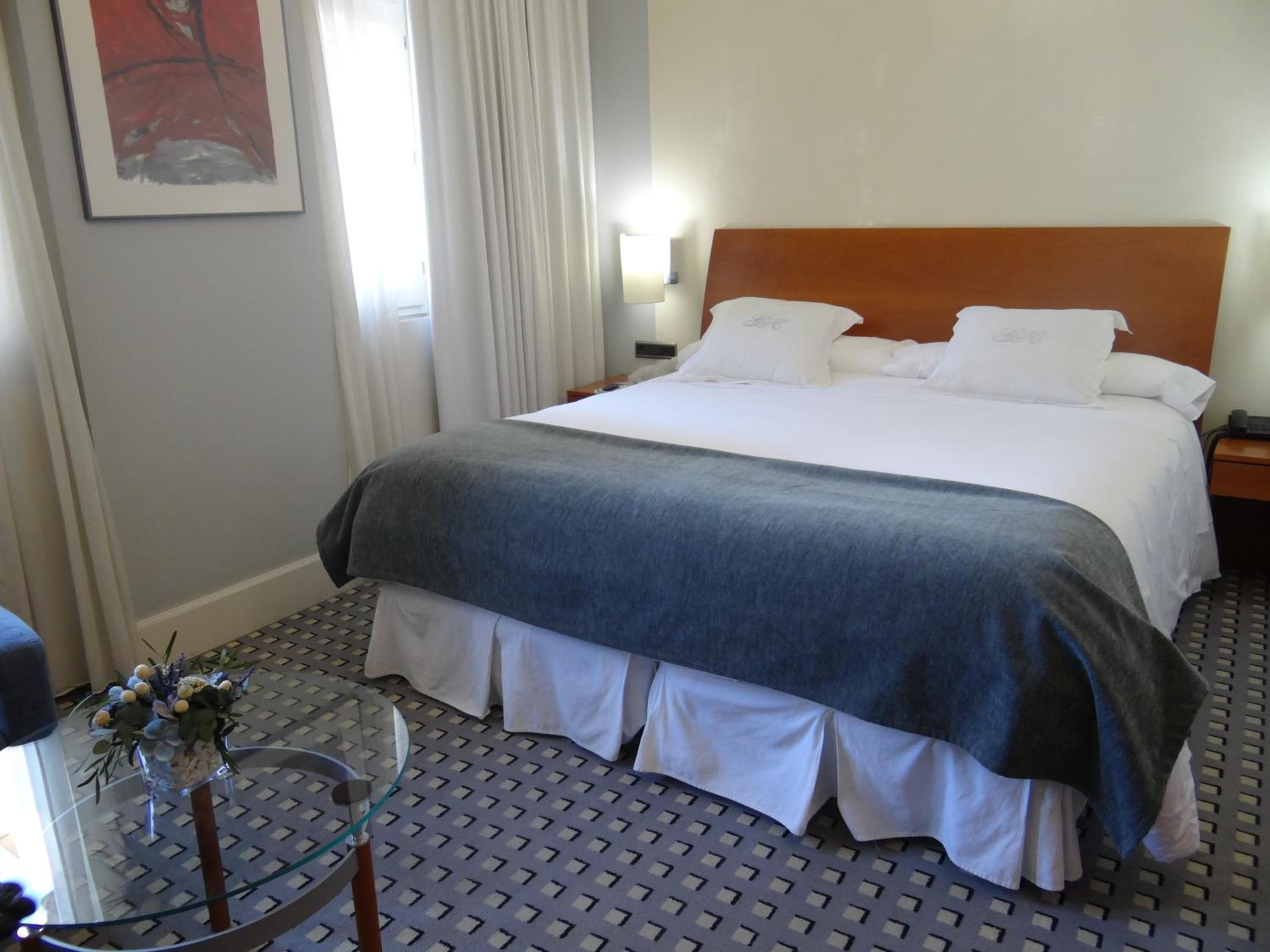 Executive Queen Room - Photo 4