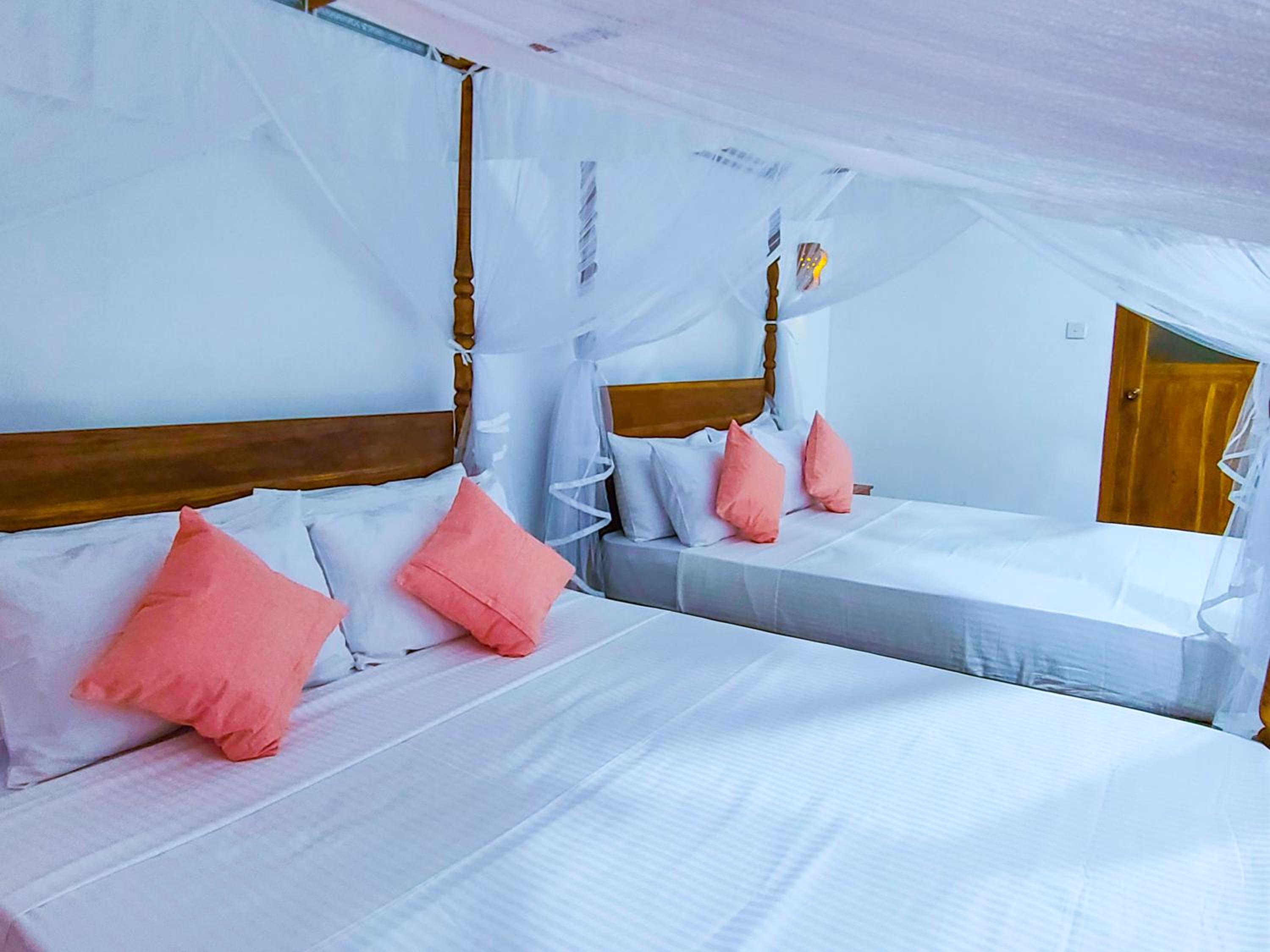 Deluxe Triple Room photo 3