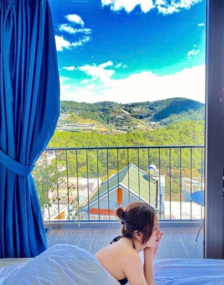 Double Room with Balcony - Photo 14
