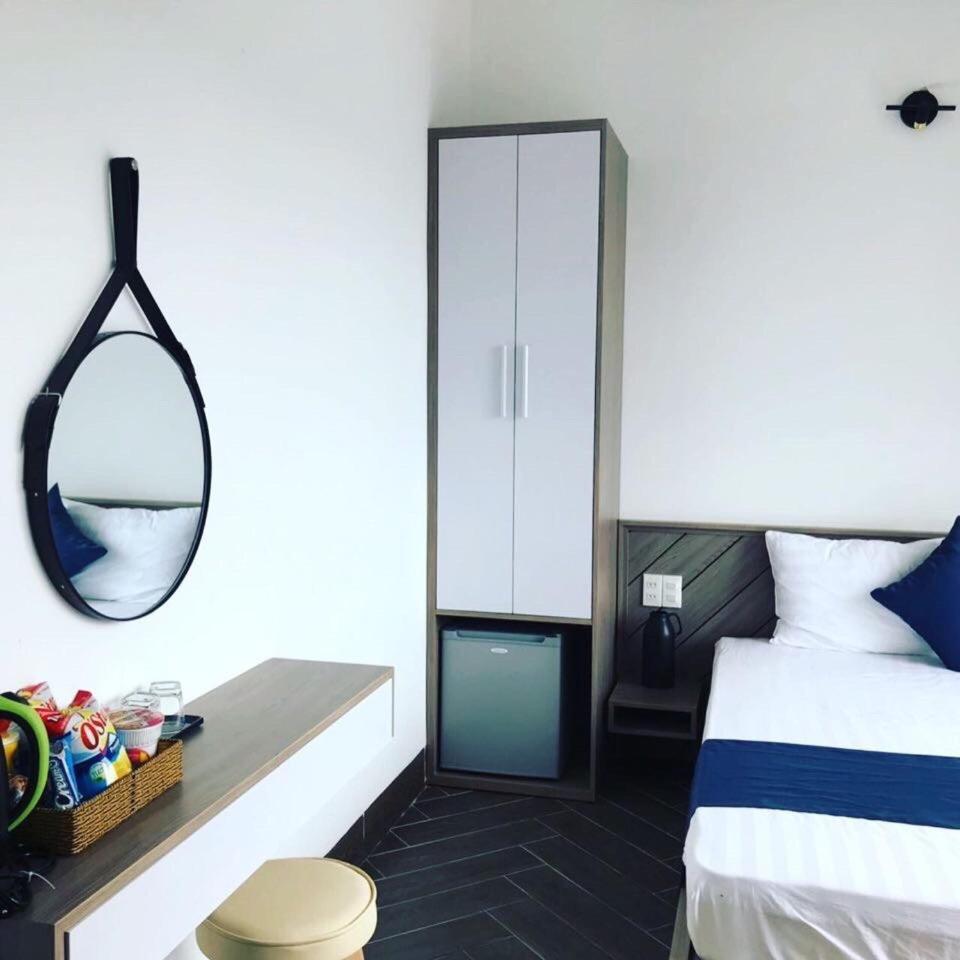 Double Room with Balcony - Photo 8
