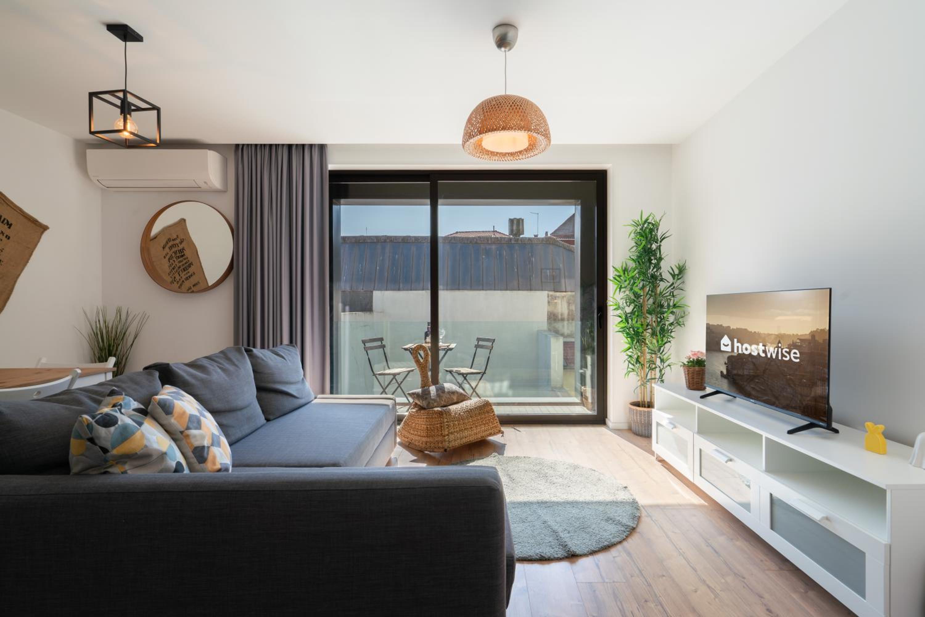 Apartment with Balcony - Photo 1