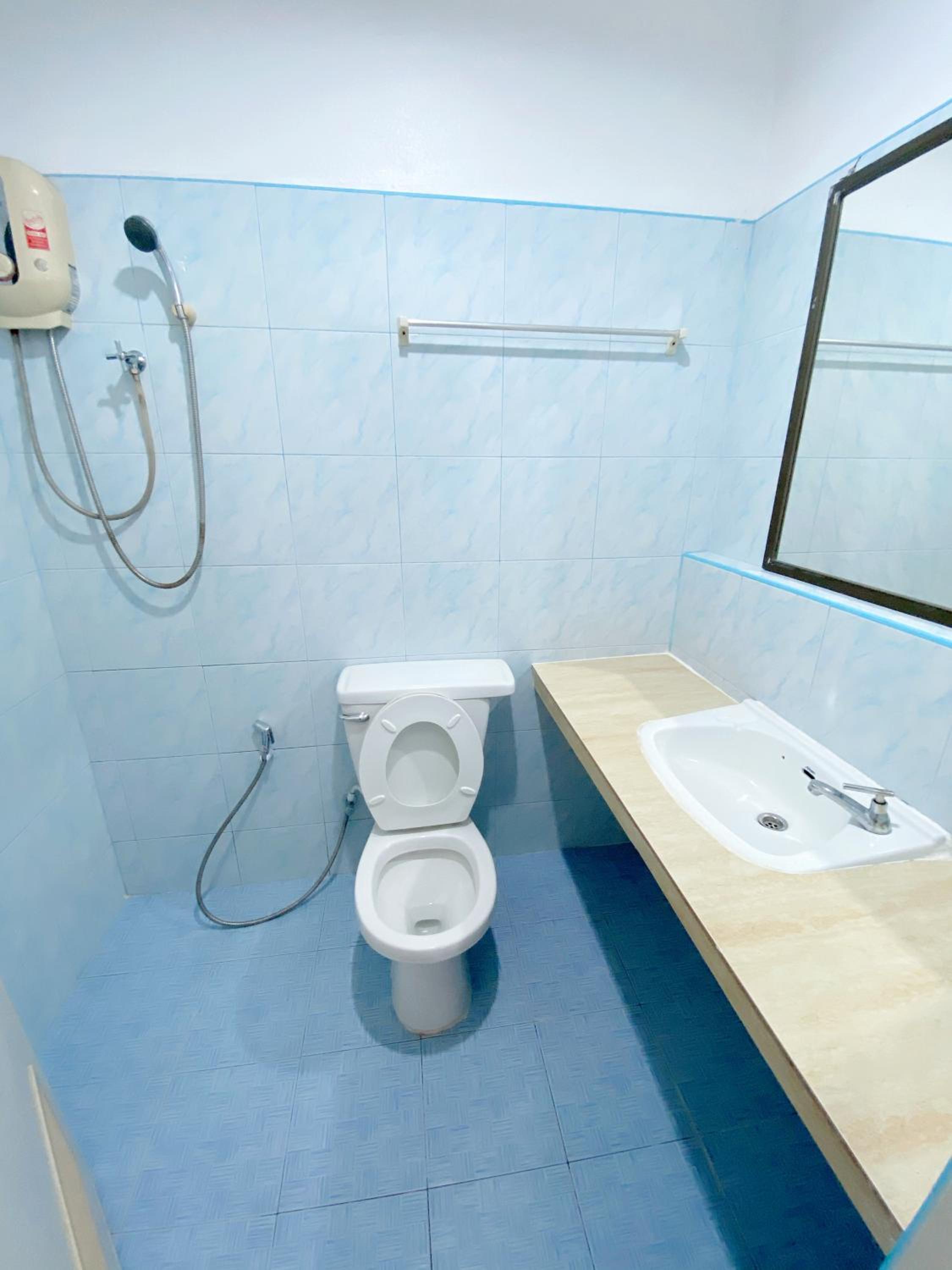 Budget Double Room photo 2