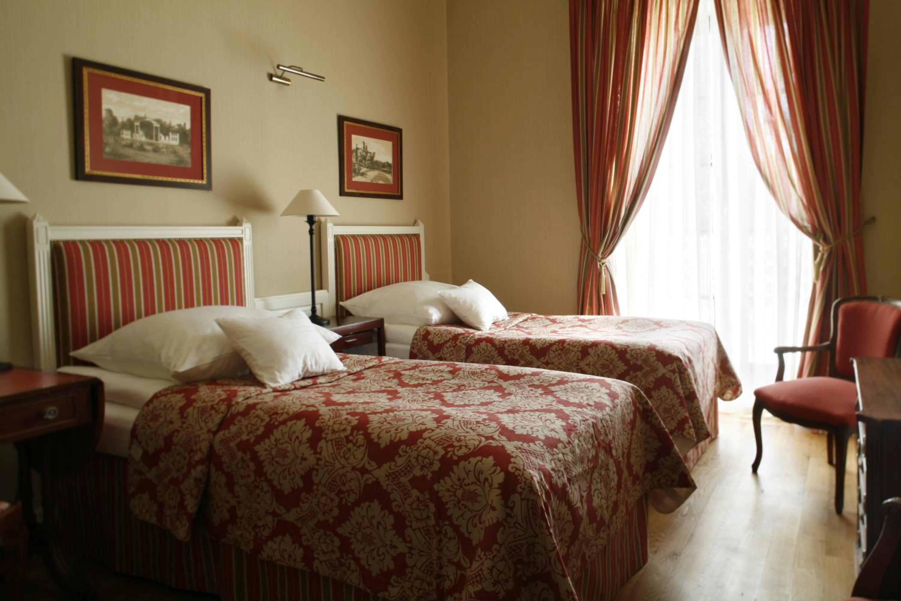 Double or Twin Room photo 2