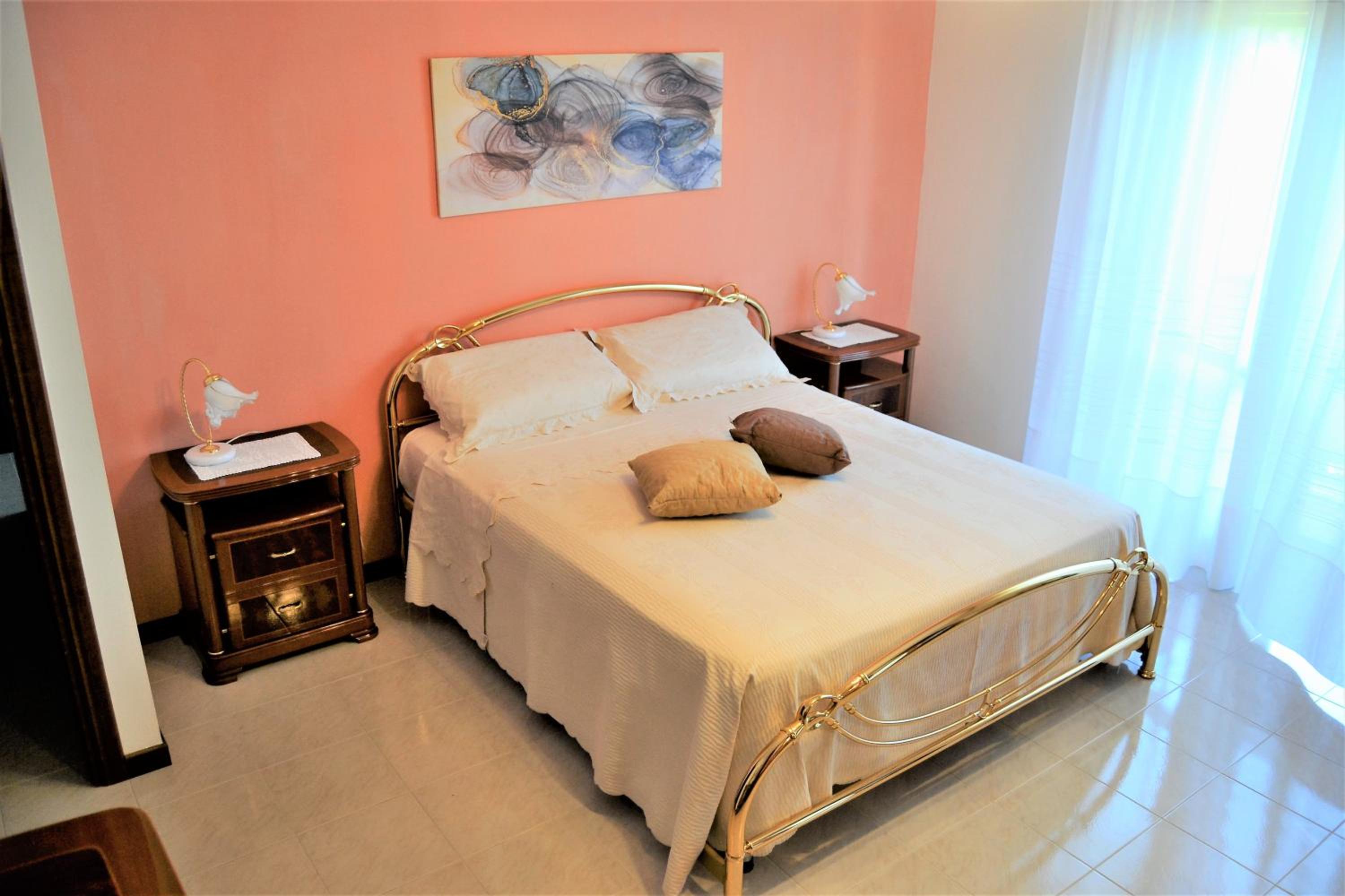 Double Room with Private External Bathroom