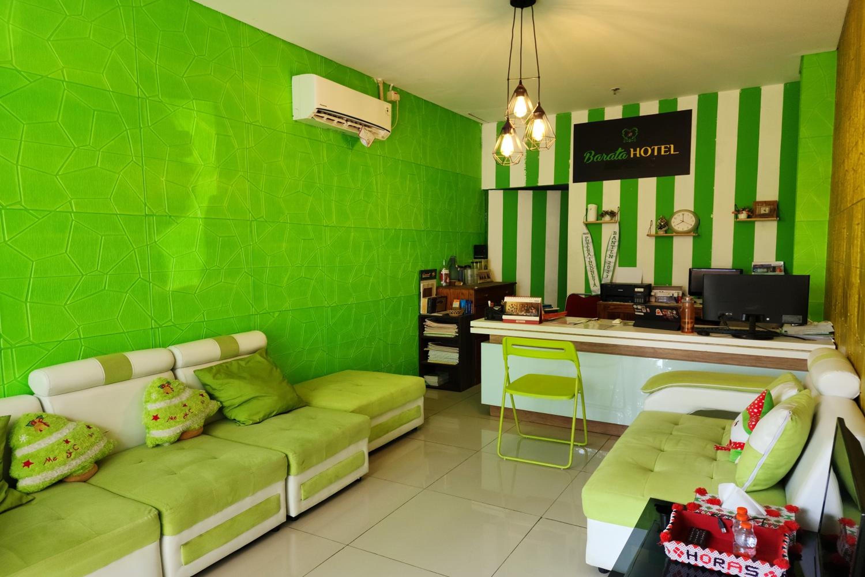 Studio Apartment - Photo 20