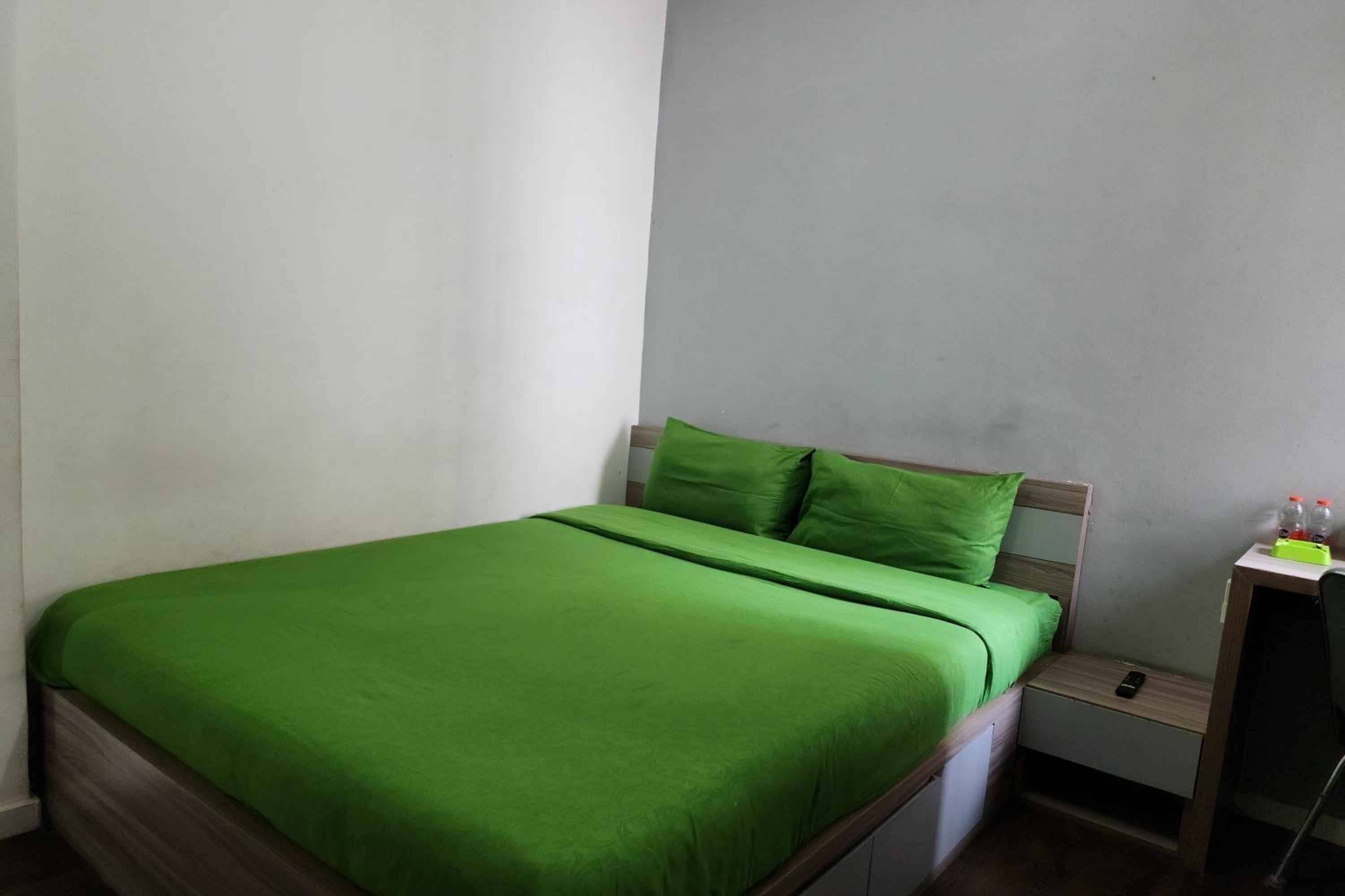 Studio Apartment - Photo 13