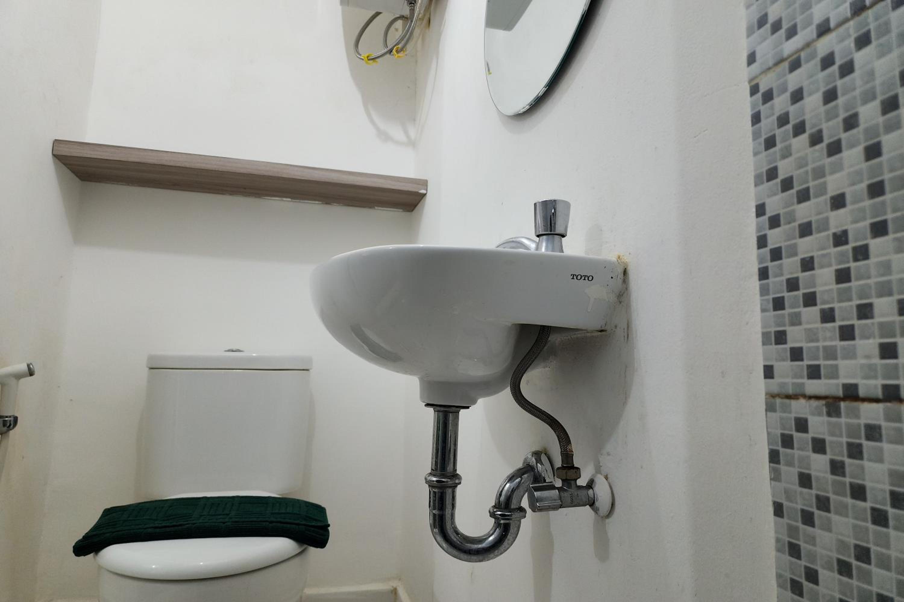 Studio Apartment - Photo 12