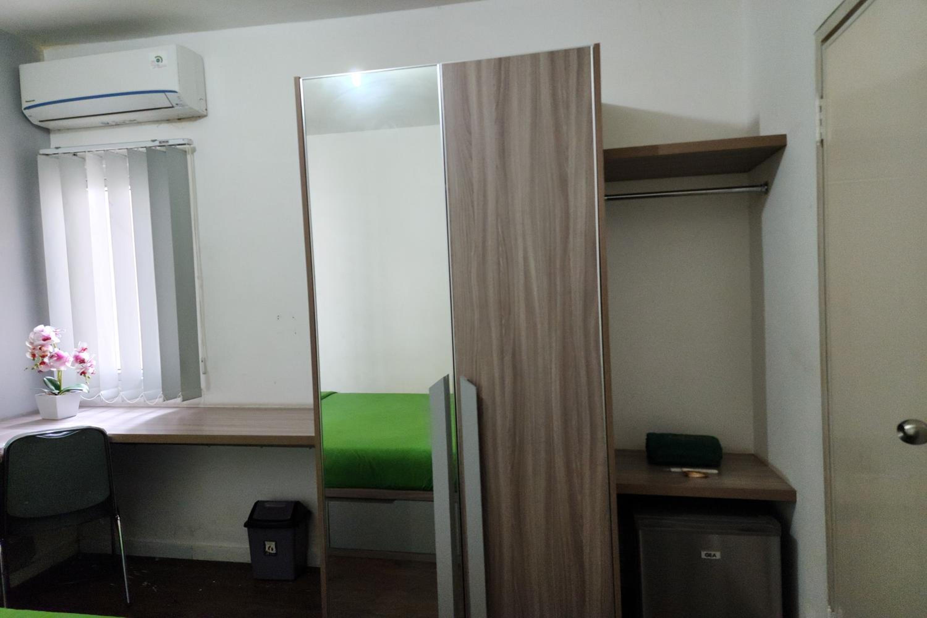 Studio Apartment - Photo 56