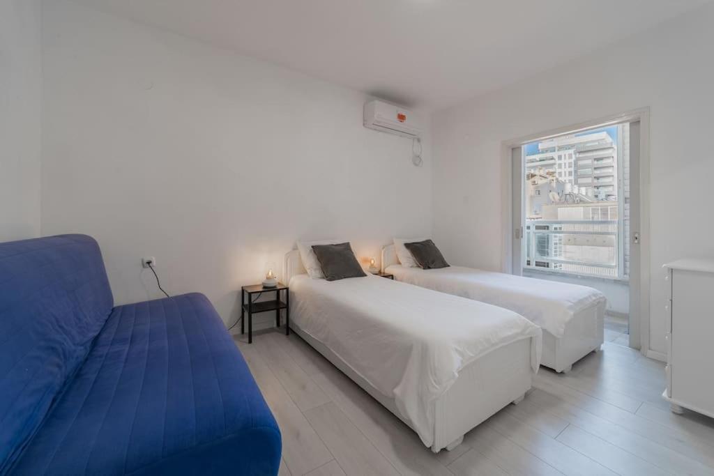 Three-Bedroom Apartment photo 1