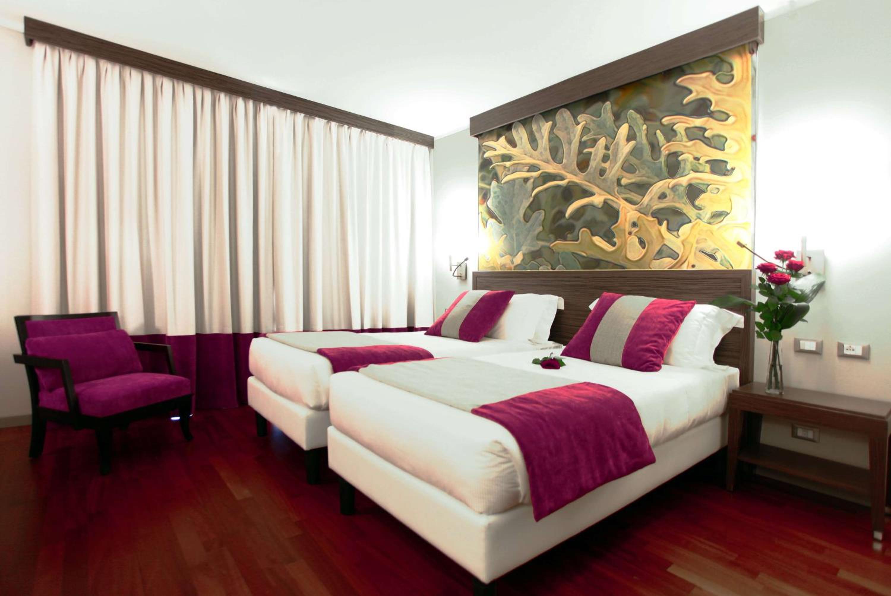 Twin Room with Shower