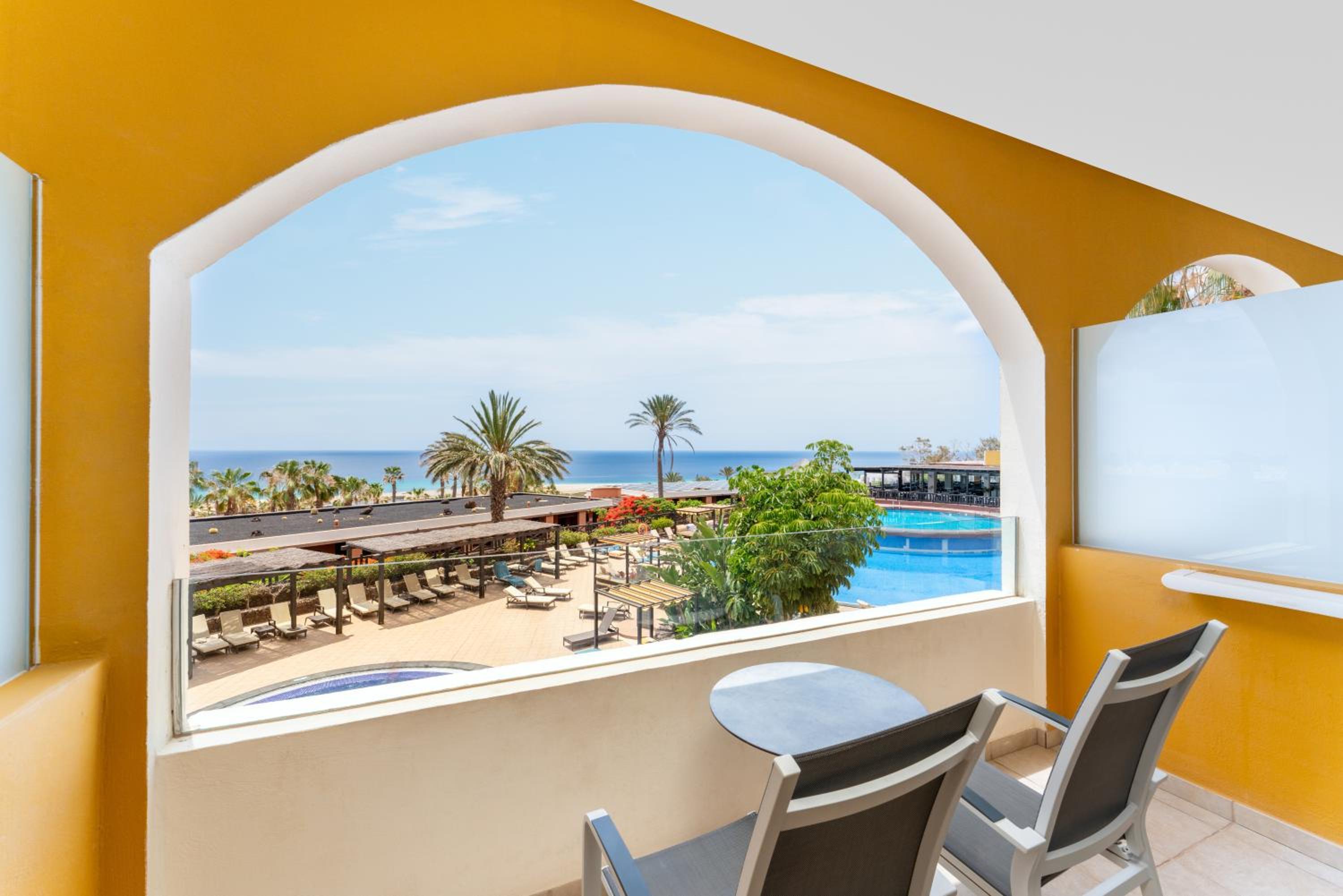 Deluxe Double Room with Sea View photo 3