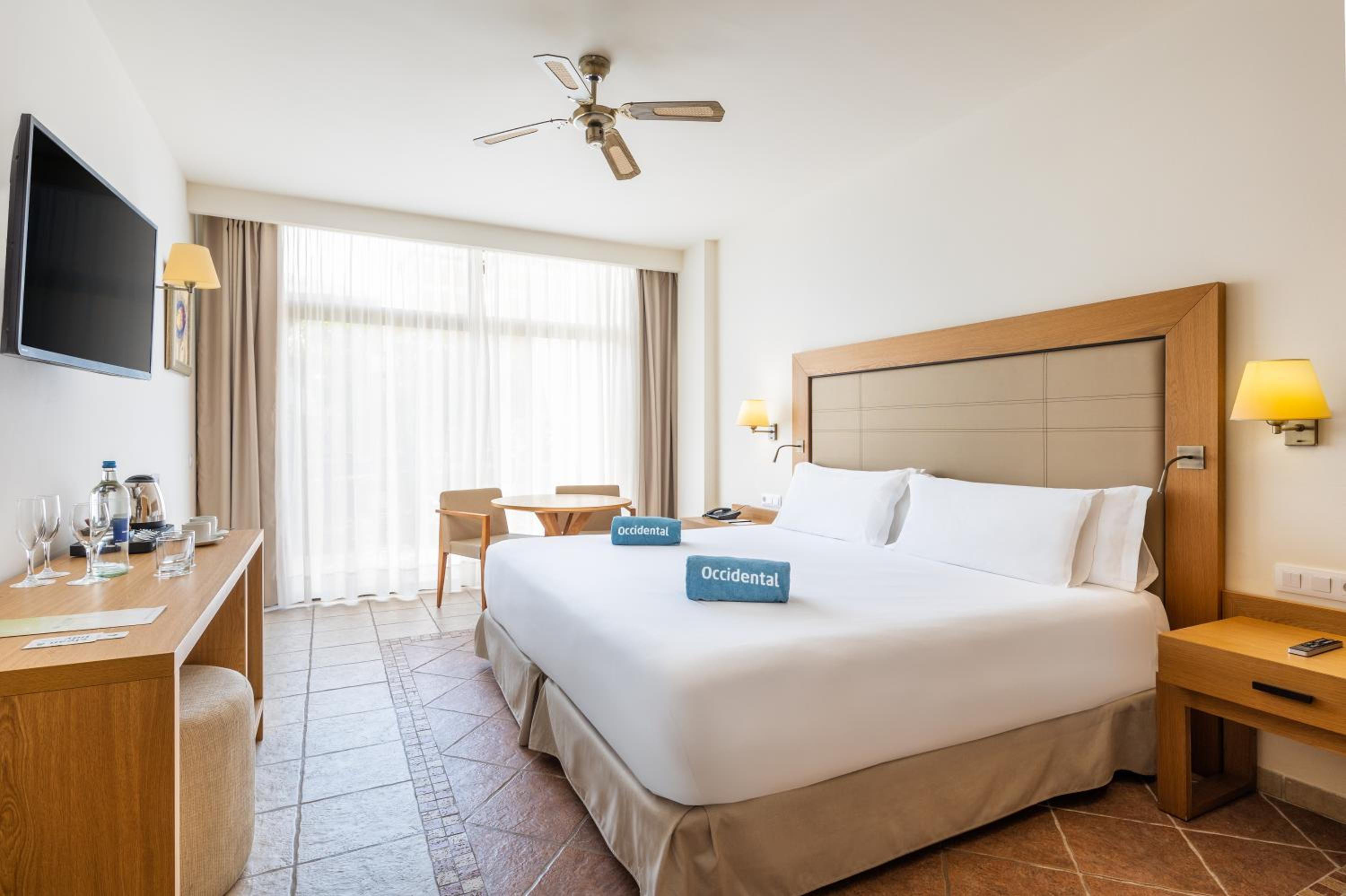 Deluxe Double or Twin Room - Photo 4