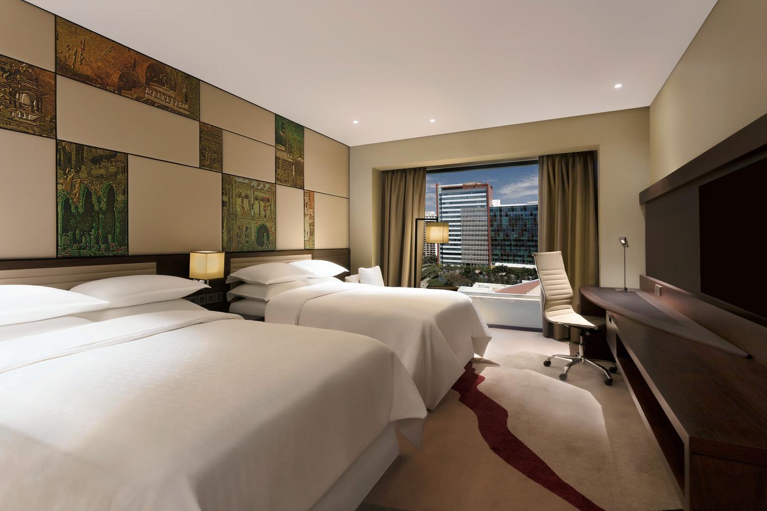 Sheraton Club Twin Bed with Club lounge access - Photo 1
