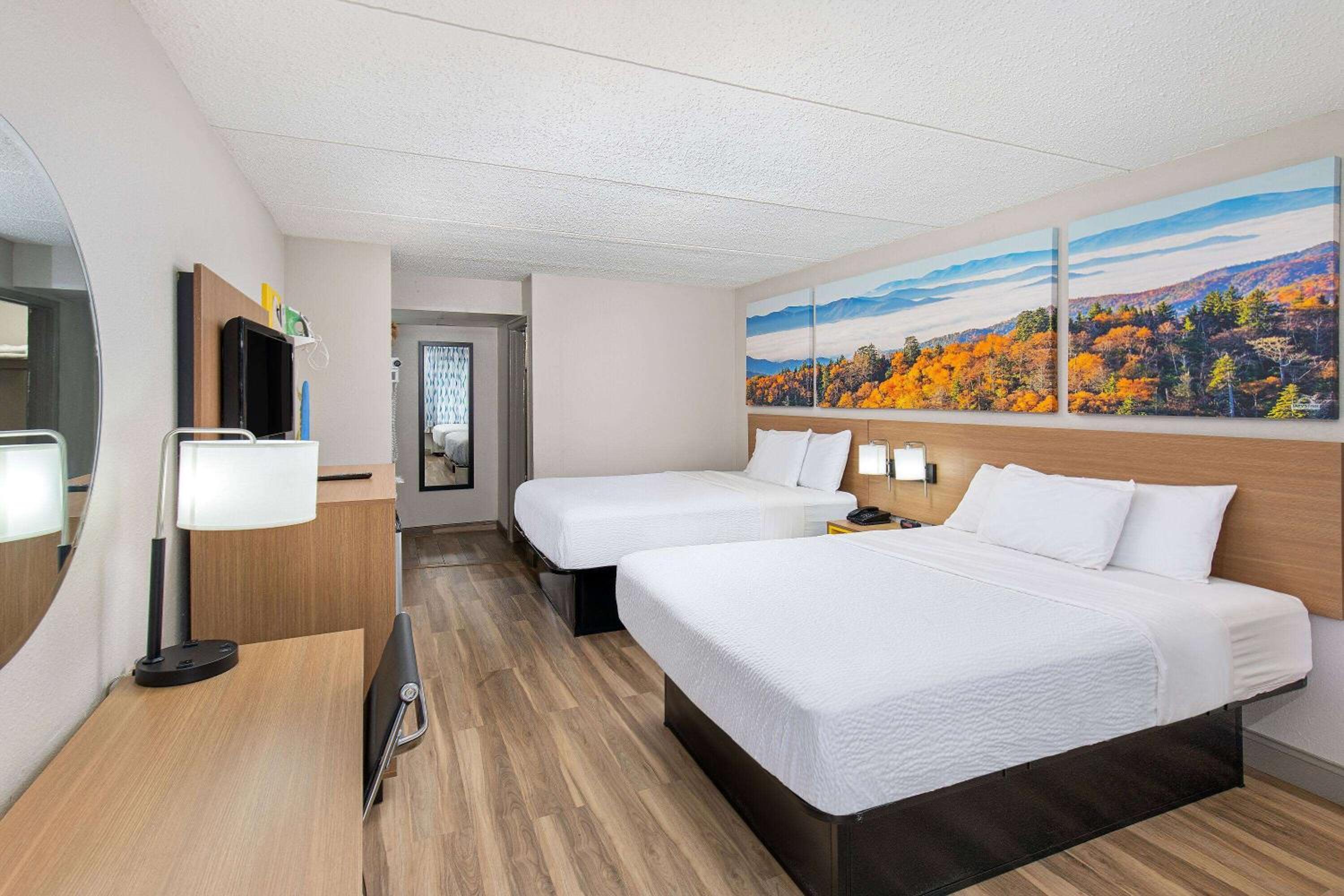 Double Room with Two Double Beds - Non-Smoking - Photo 1