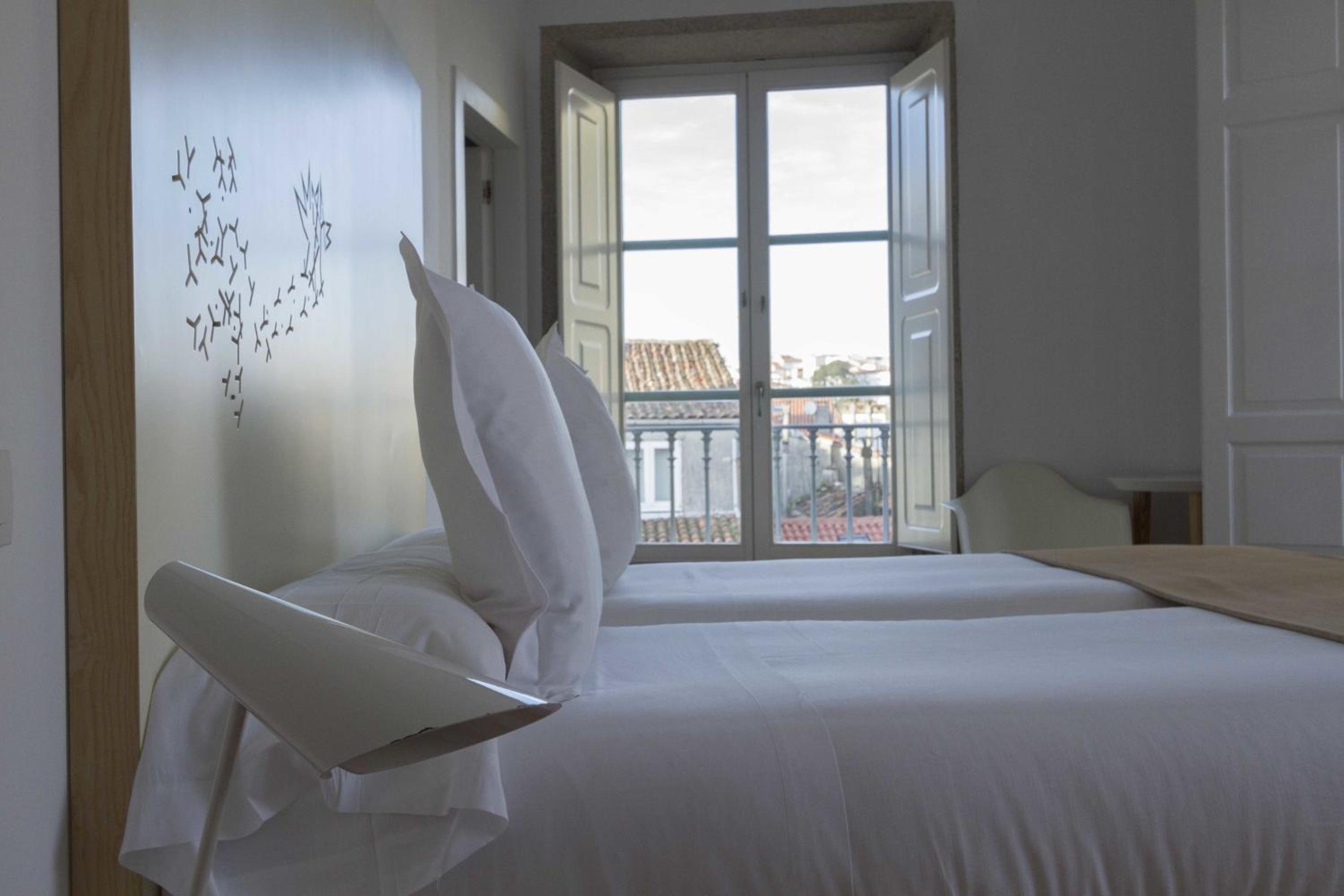 Double or Twin Room - Photo 10