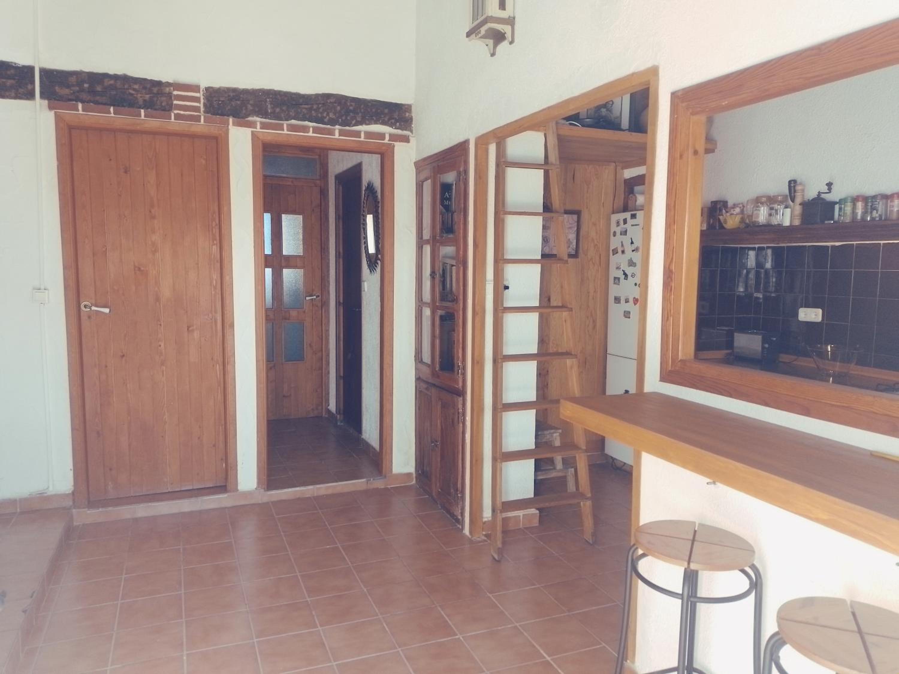 One-Bedroom House photo 3