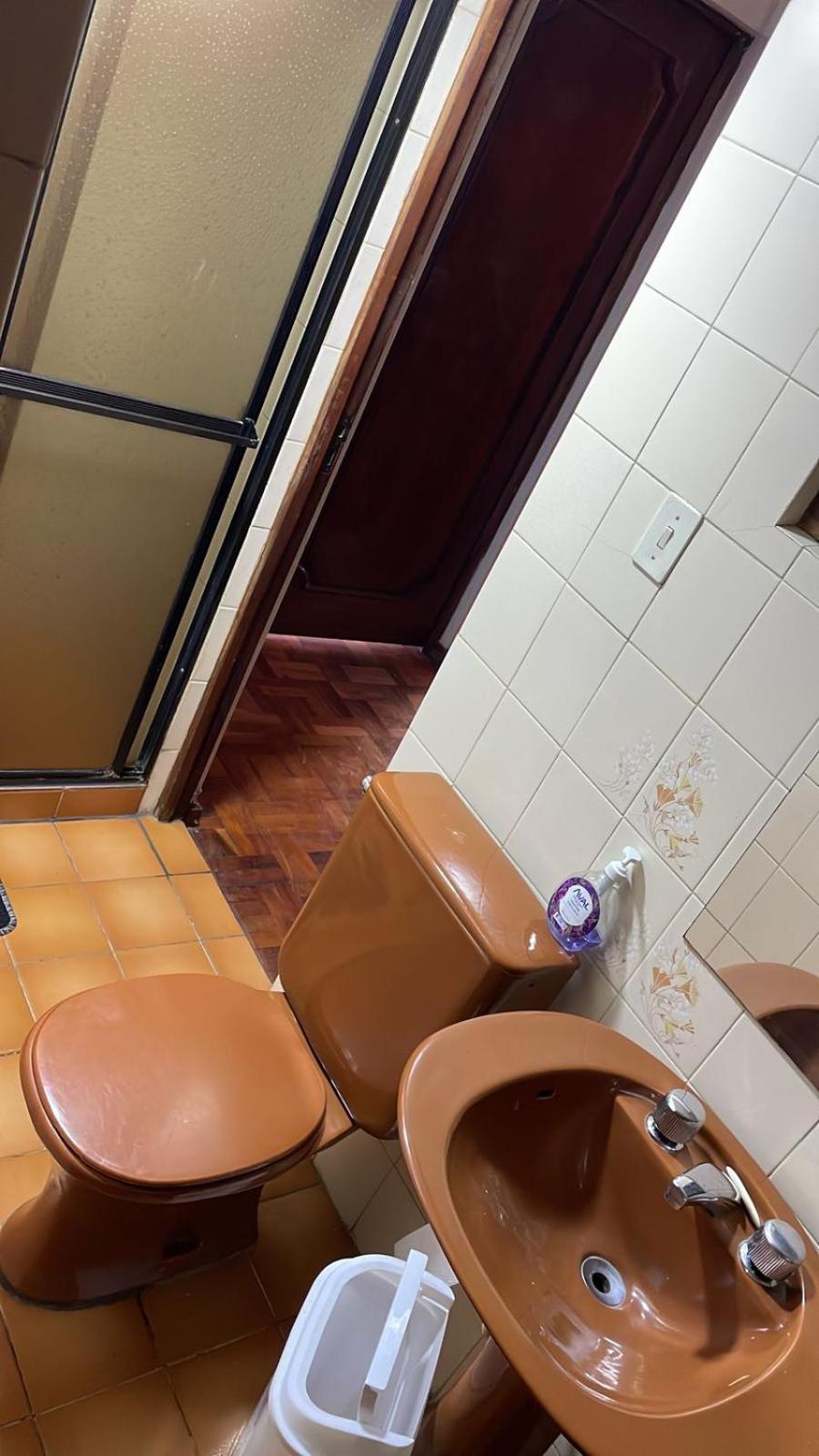 Standard Twin Room with Shared Bathroom photo 3