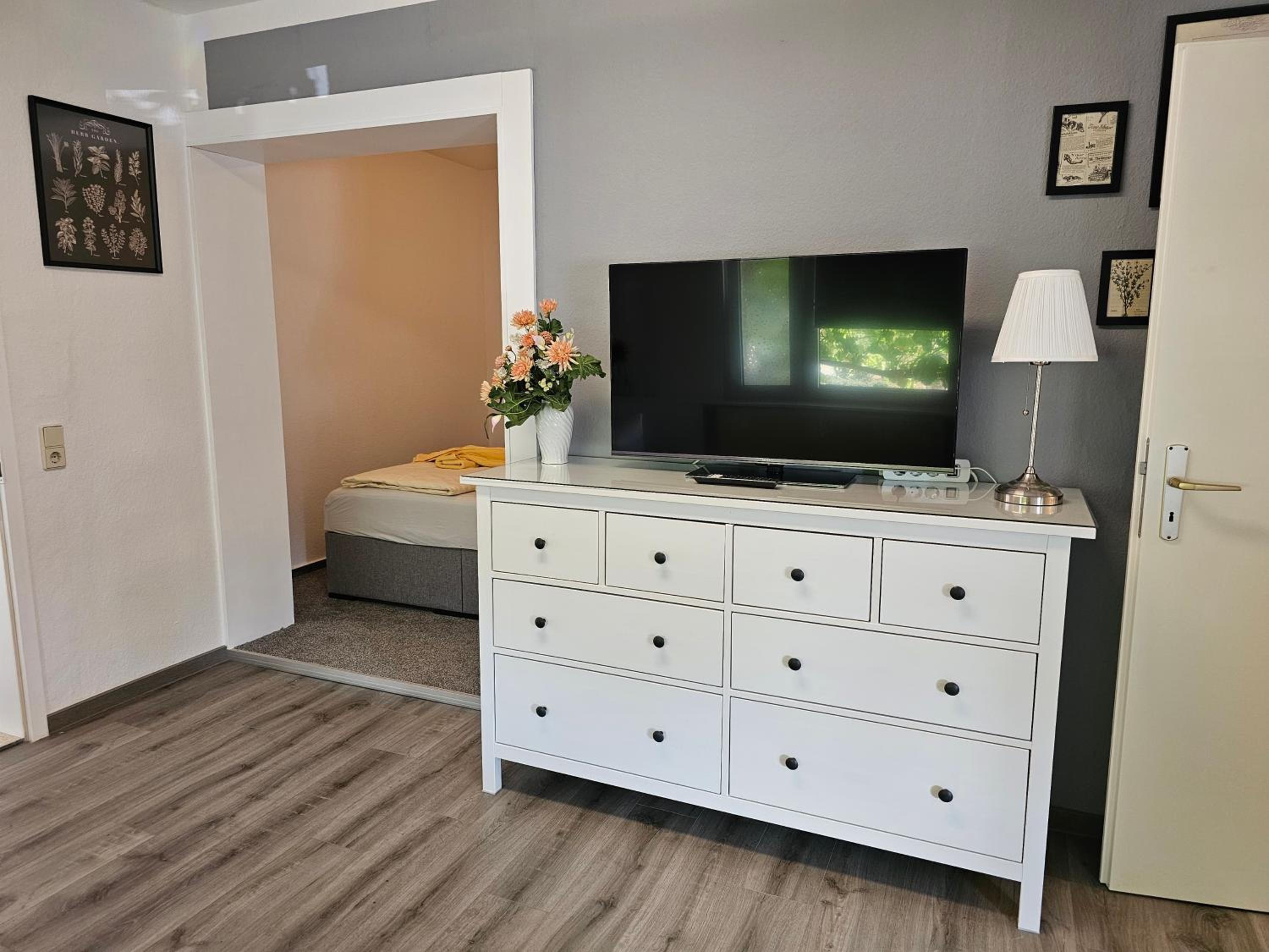 Family Room photo 3