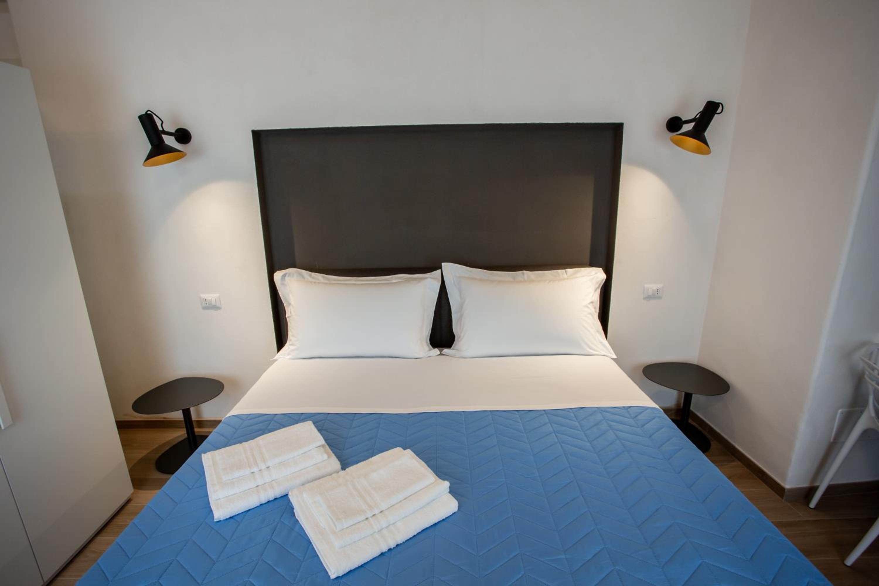 Double Room with Private Bathroom photo 1