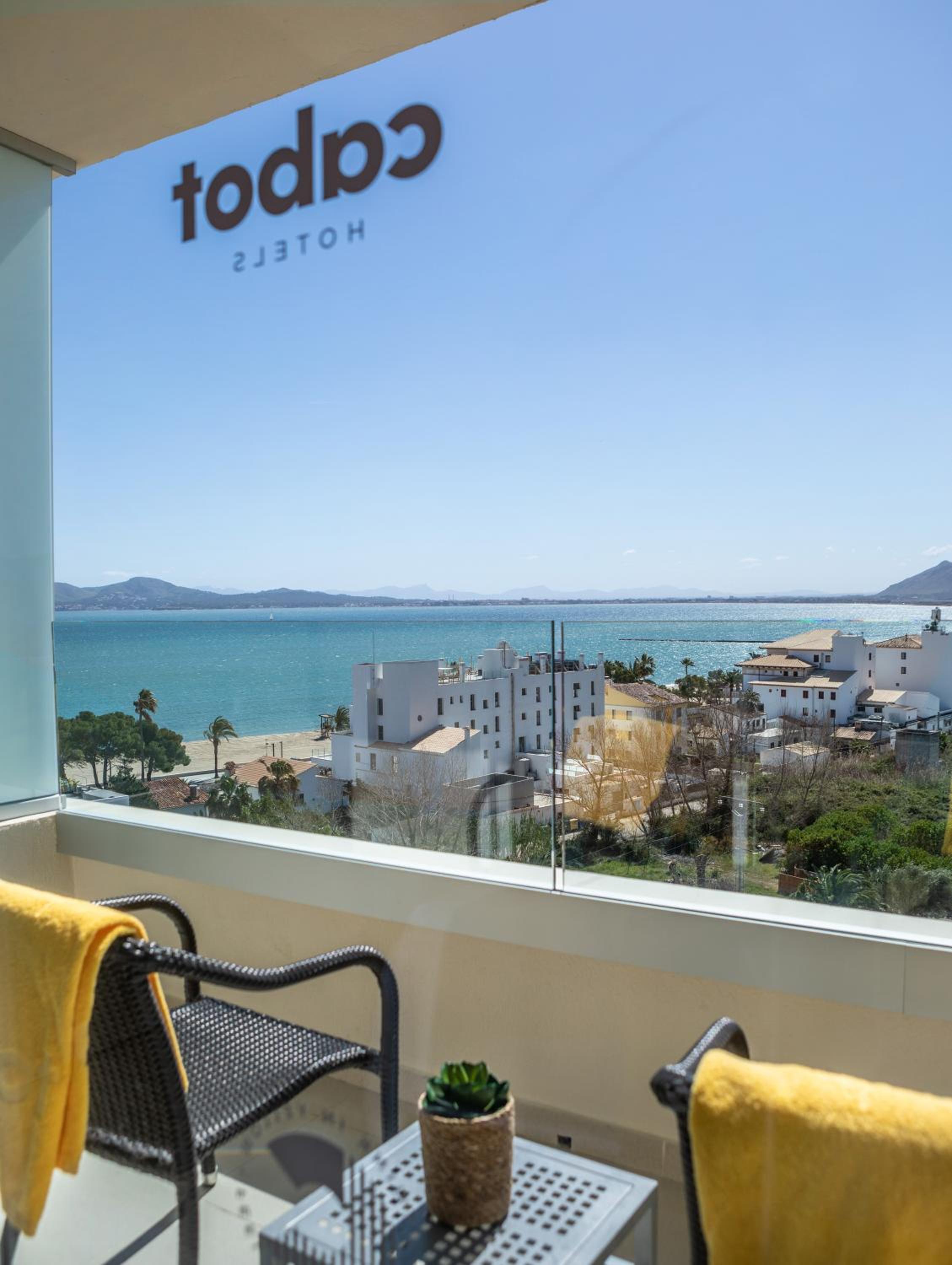 Double Room with Sea View - Photo 3