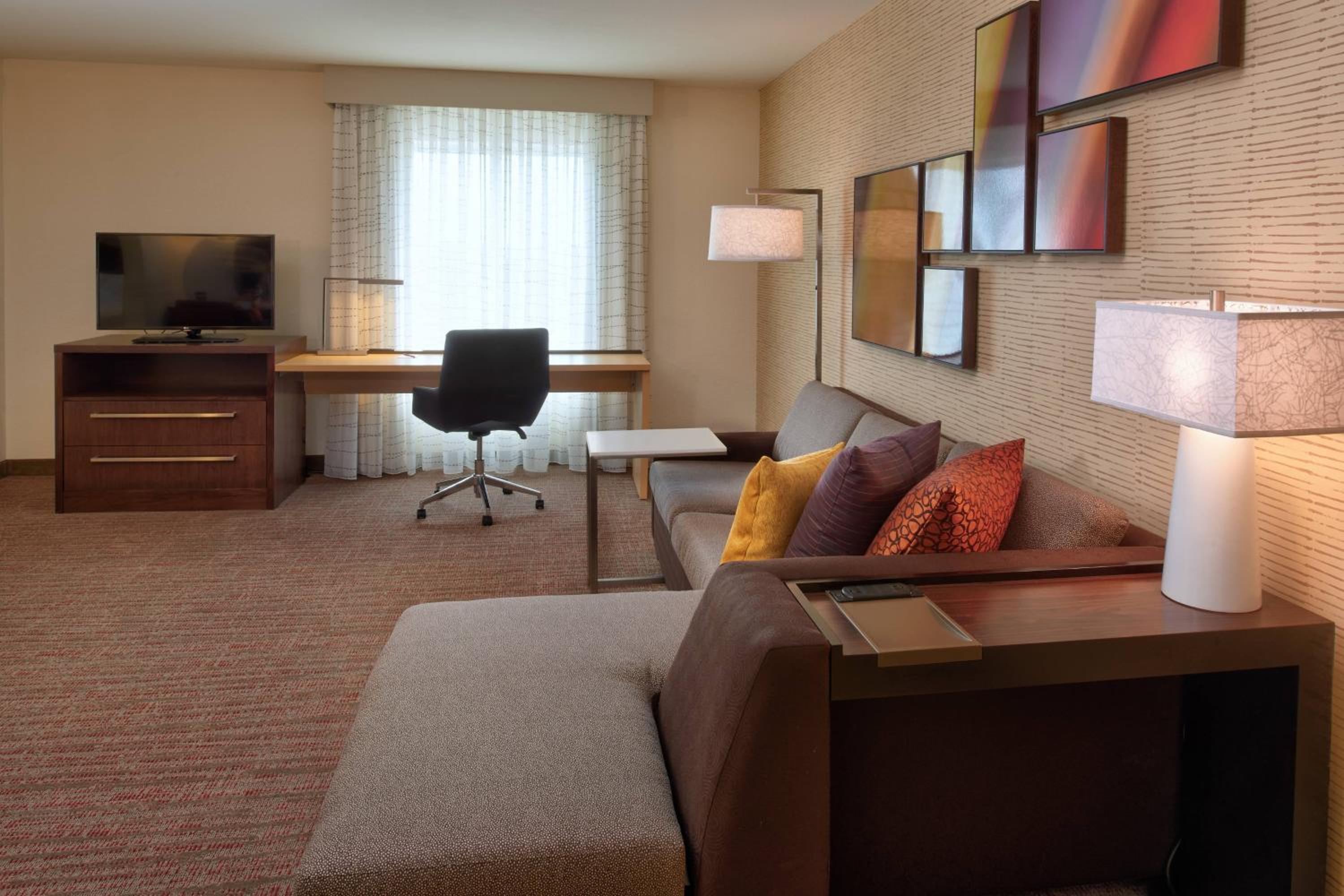 One-Bedroom King Suite with Sofa Bed - Hearing Accessible photo 2