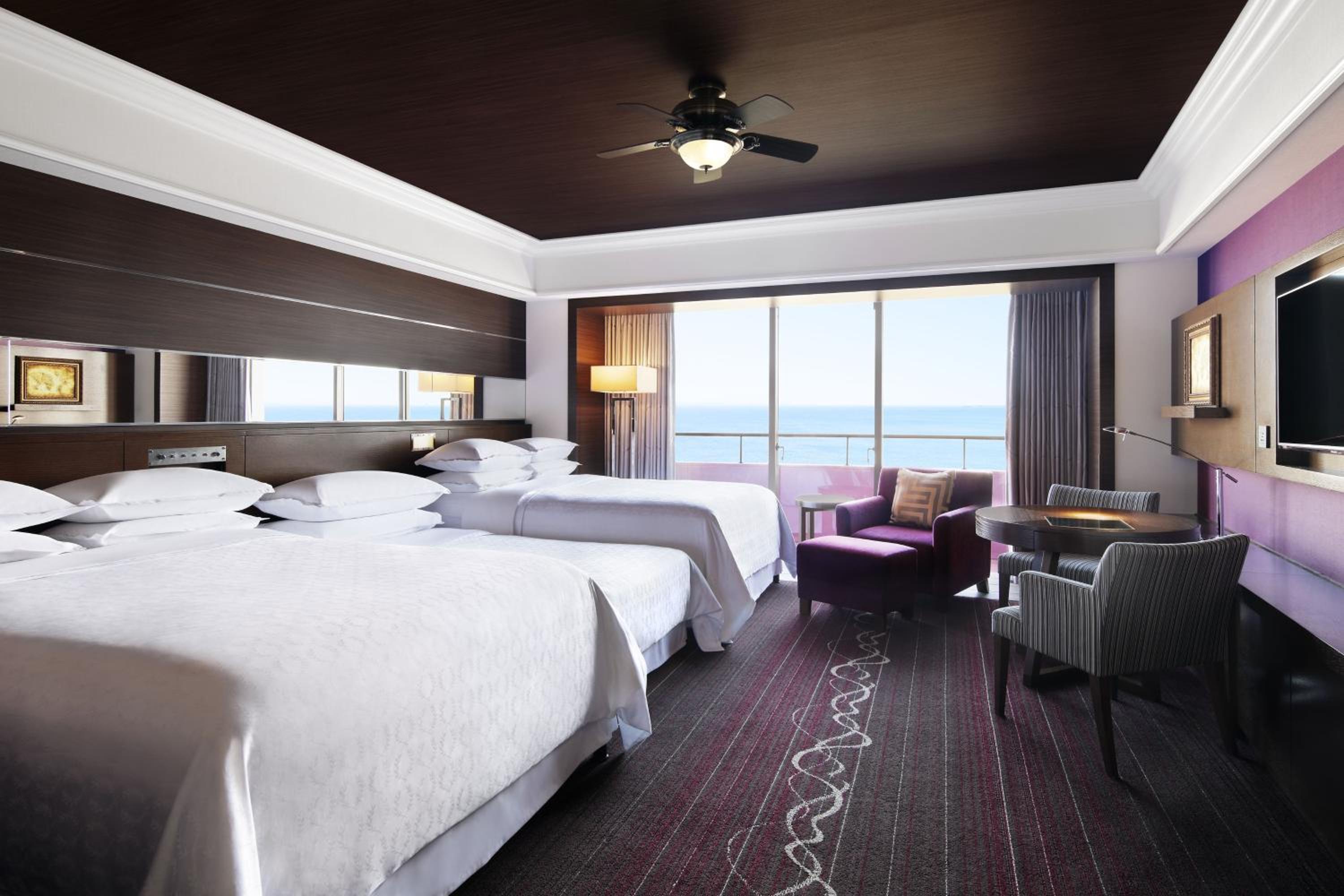 Sheraton Club Room 4 Beds - Photo 6