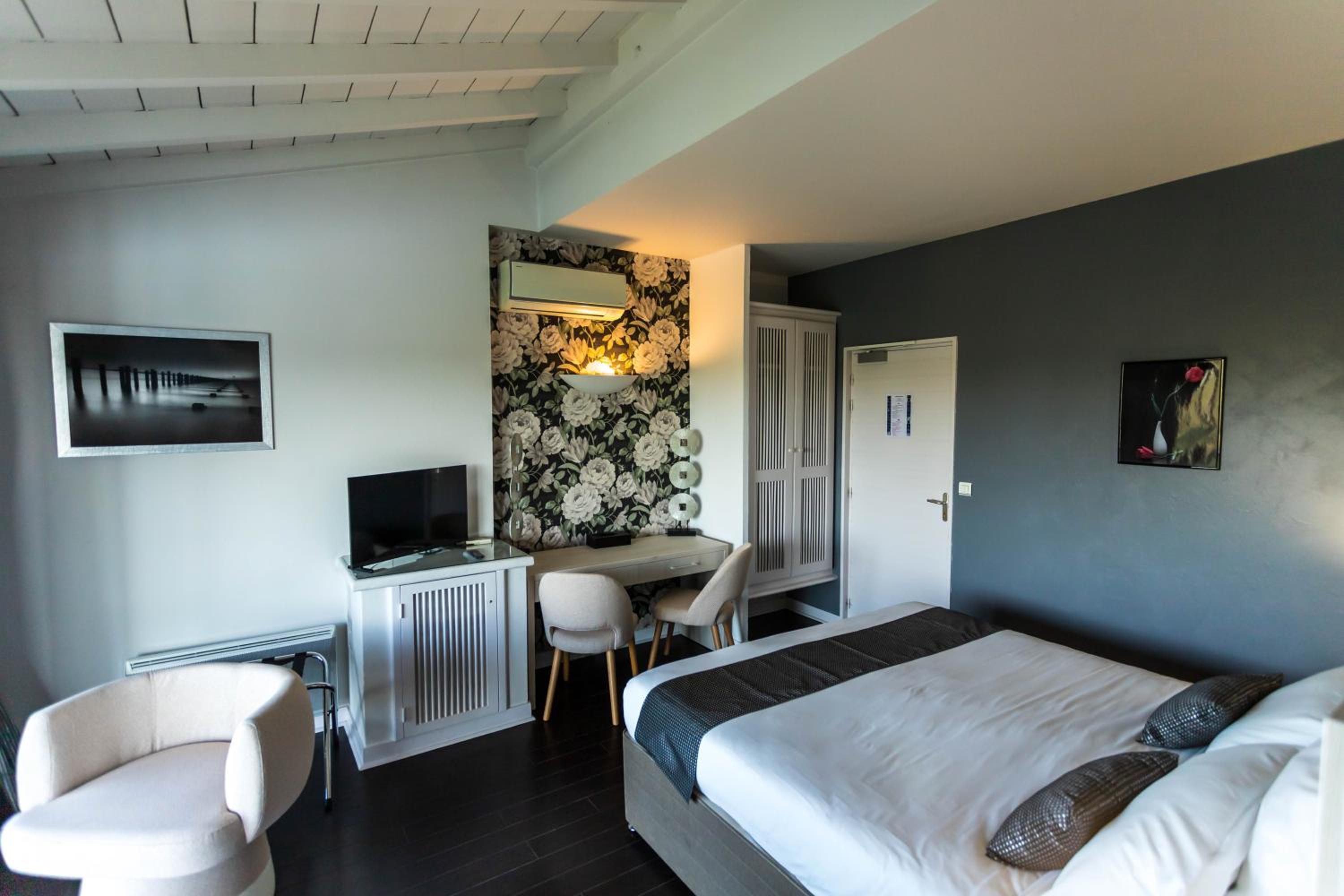 Double Room with Balcony photo 1