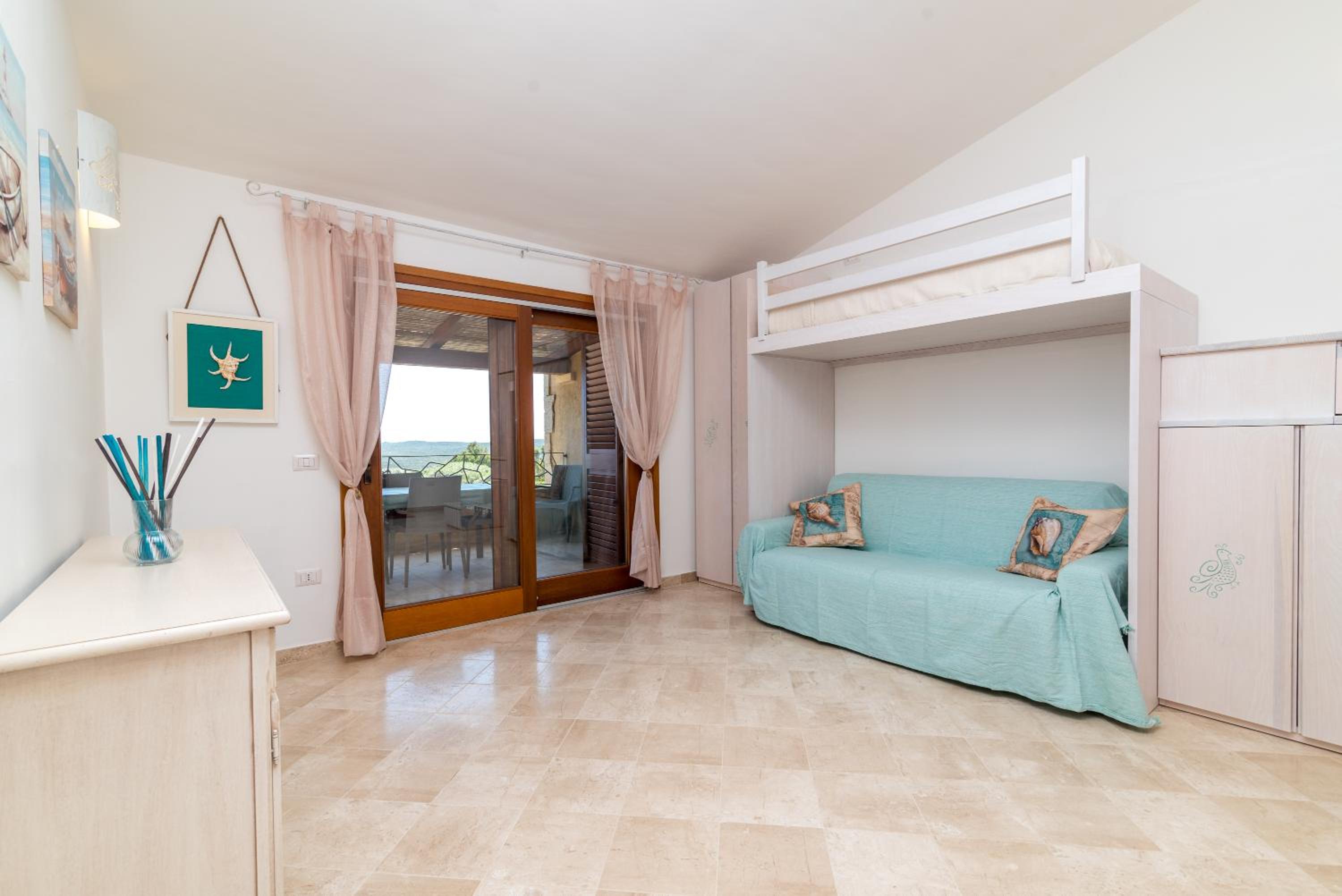 Studio Apartment with Sea View