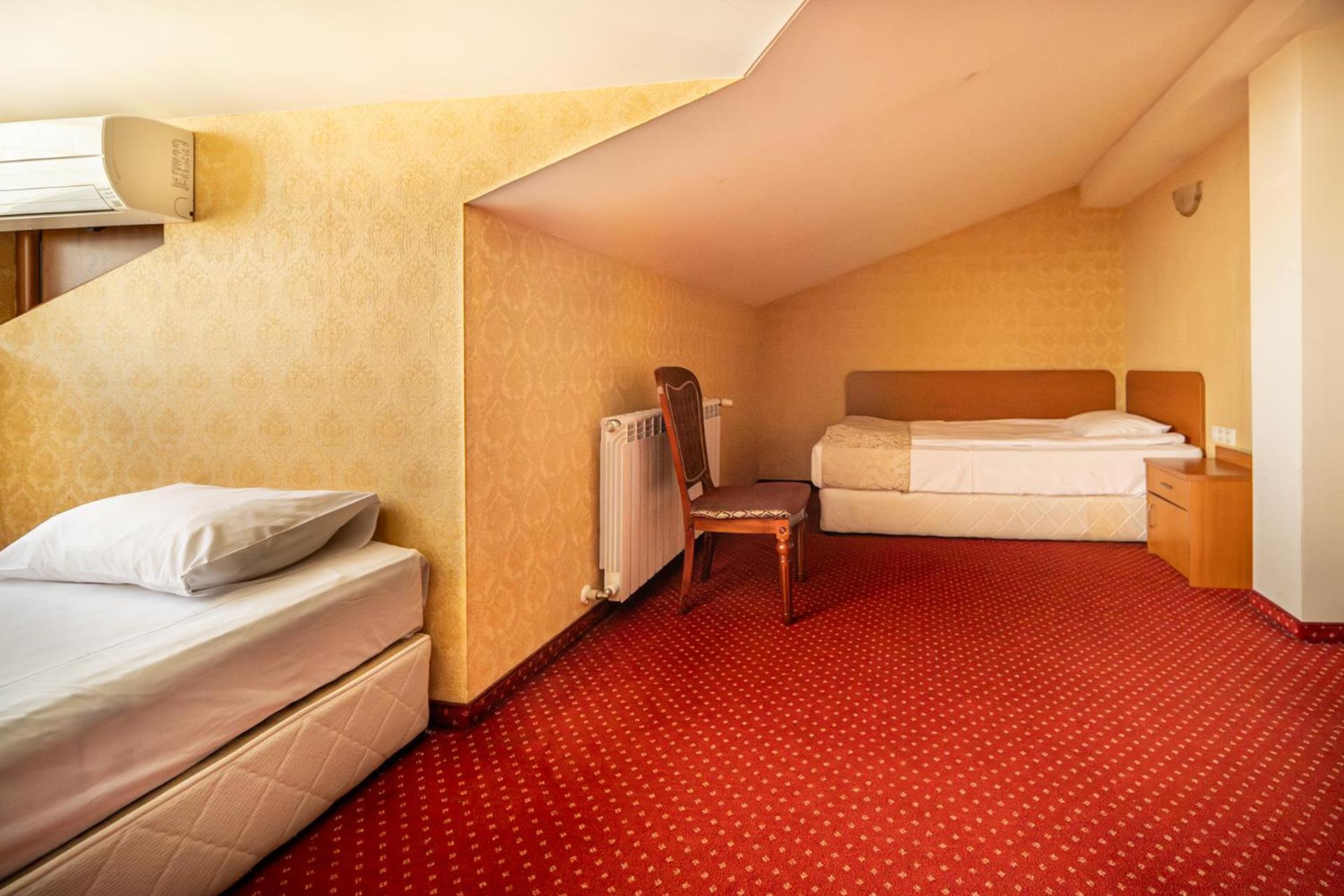 Suite - Top Floor (No Balcony) - Free Relax Zone photo 2