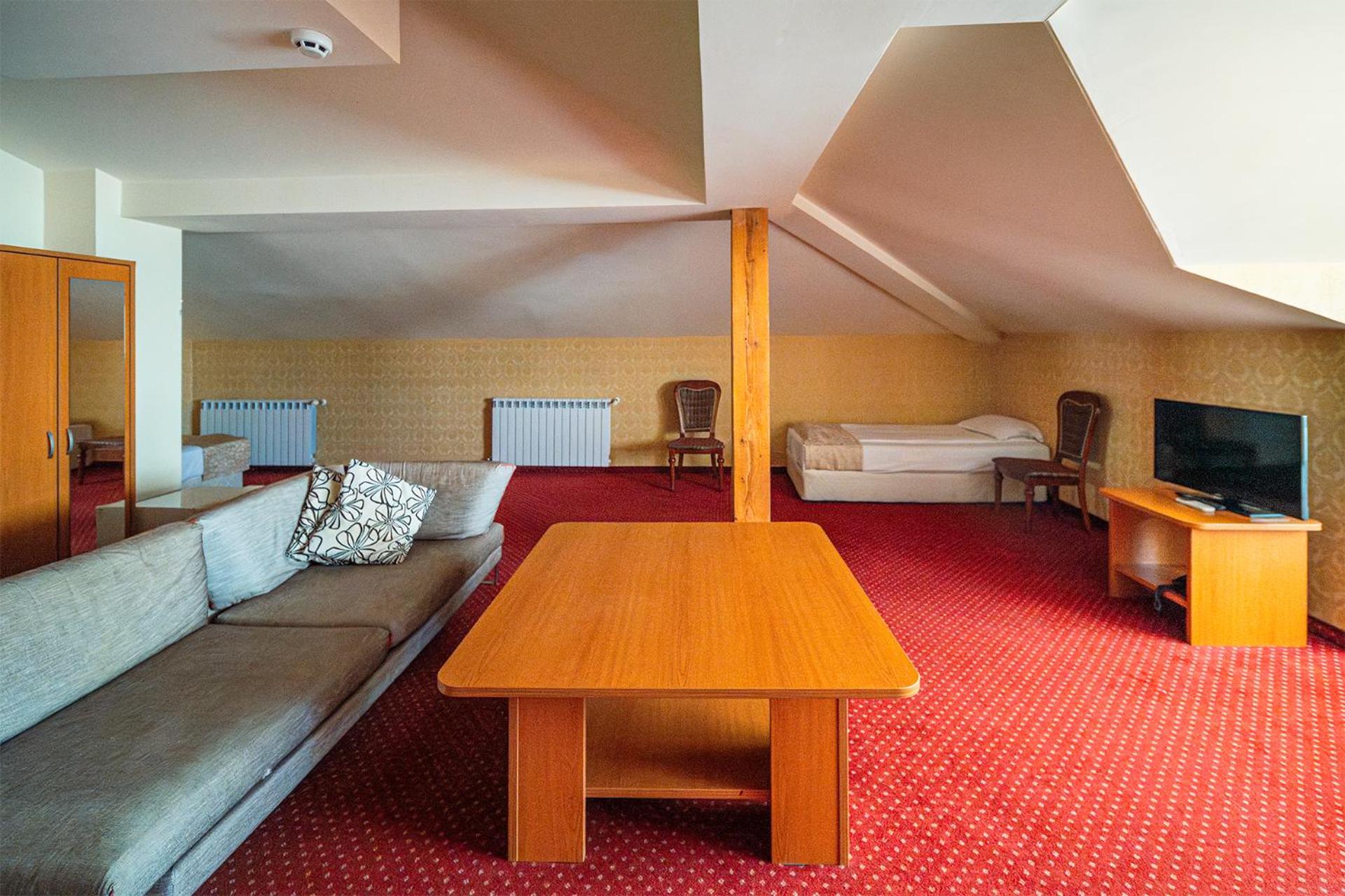Suite - Top Floor (No Balcony) - Free Relax Zone photo 1