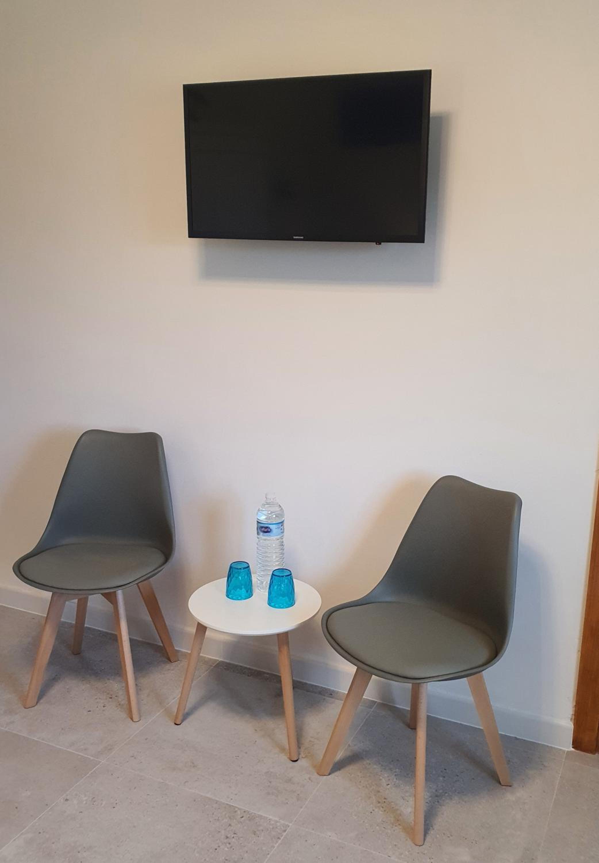 Deluxe King Room photo 3