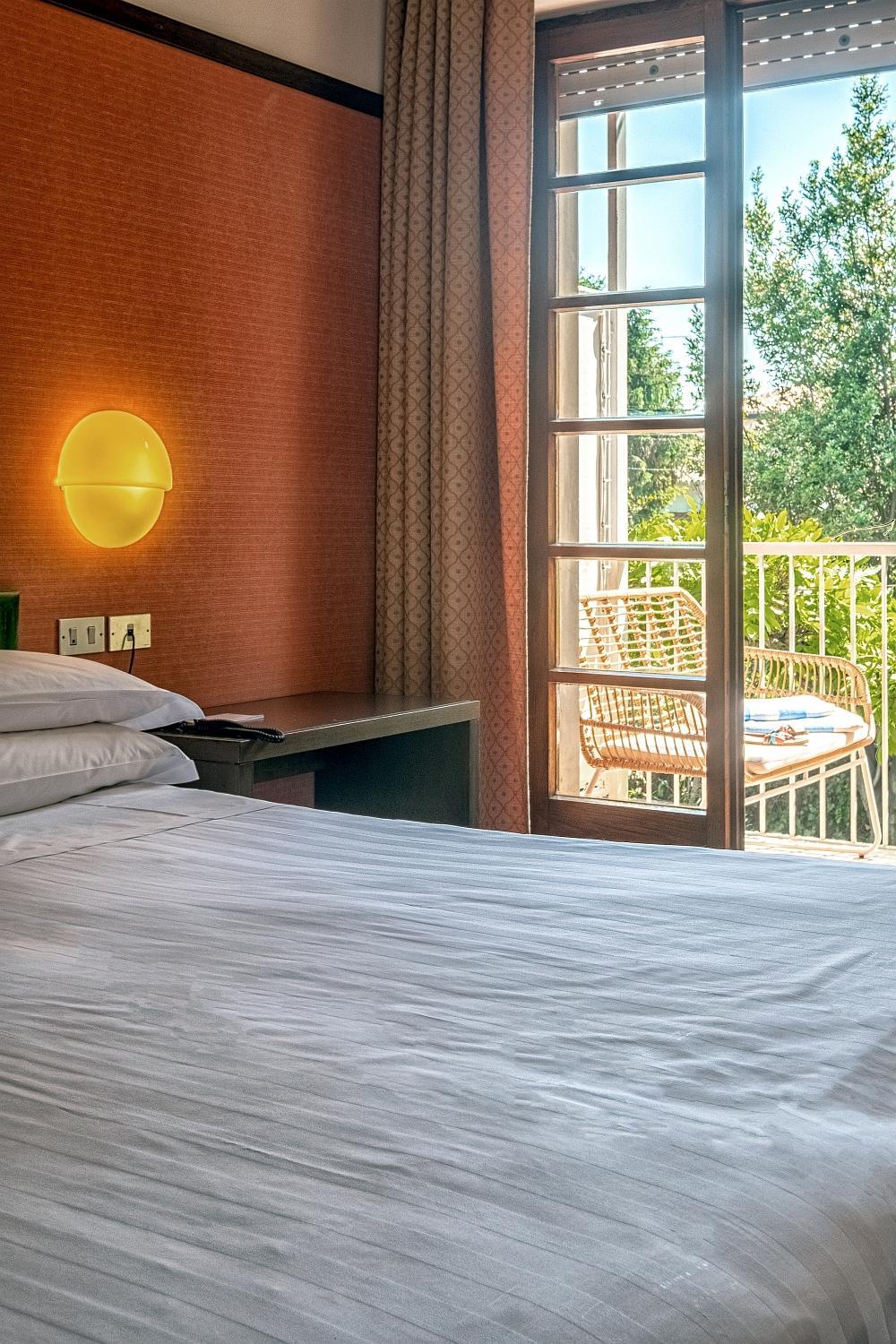 Triple Room - Photo 13