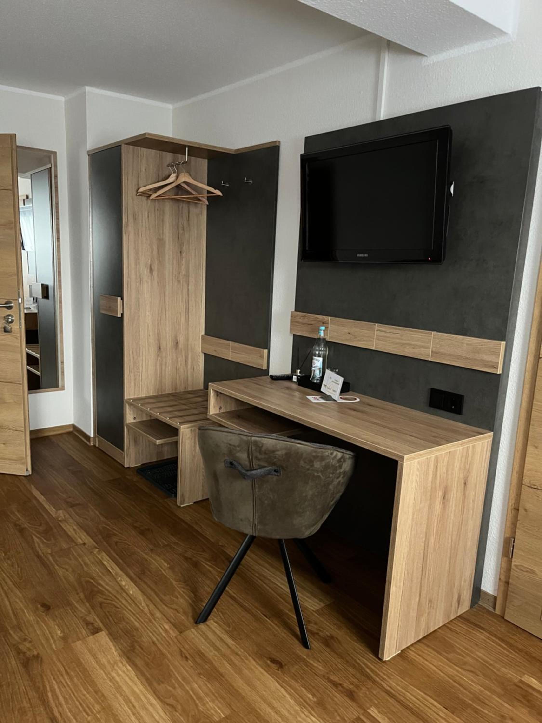Budget Triple Room photo 2