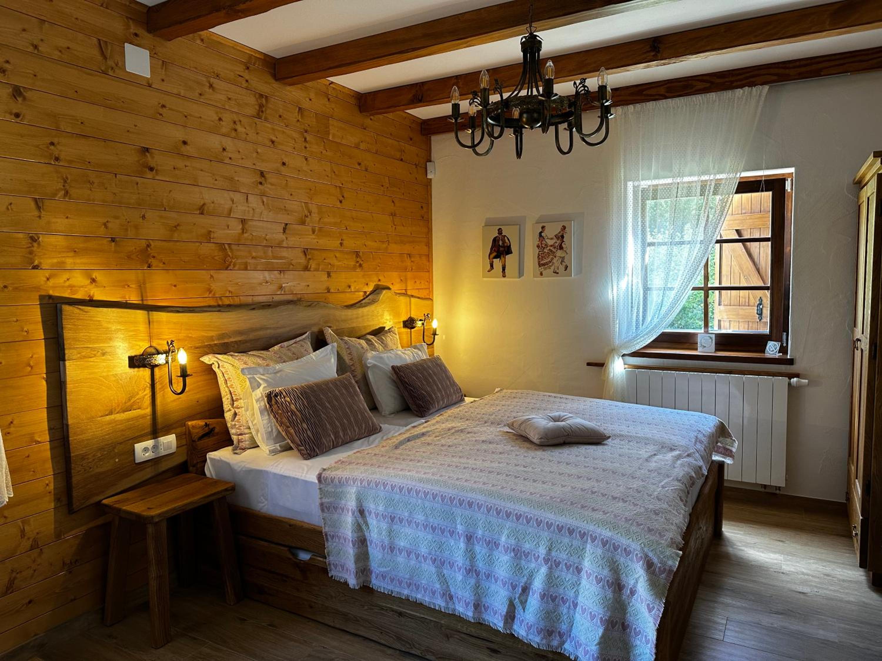 Luxury Quadruple Room - Photo 8