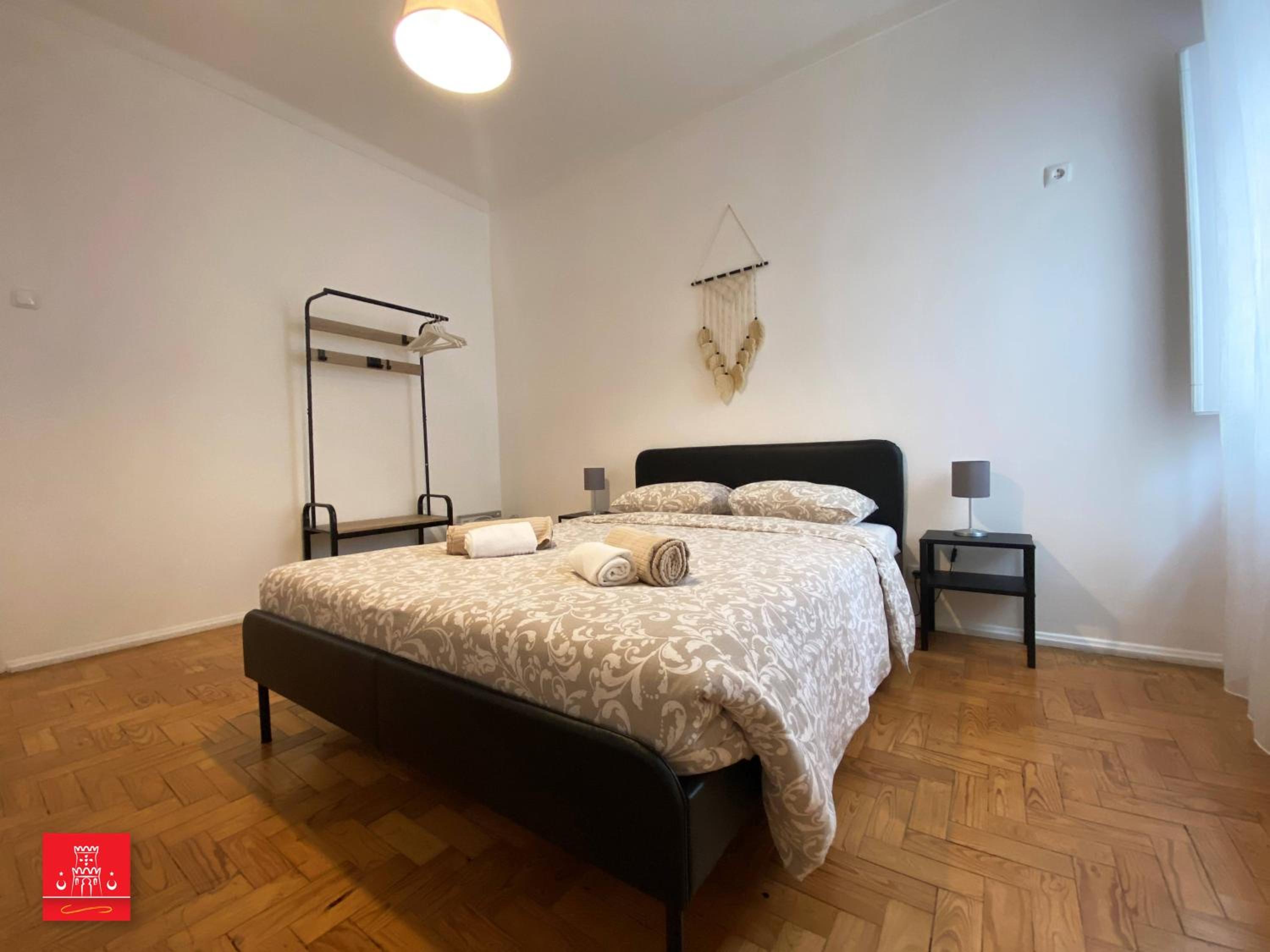 Standard Double Room with Shared Bathroom