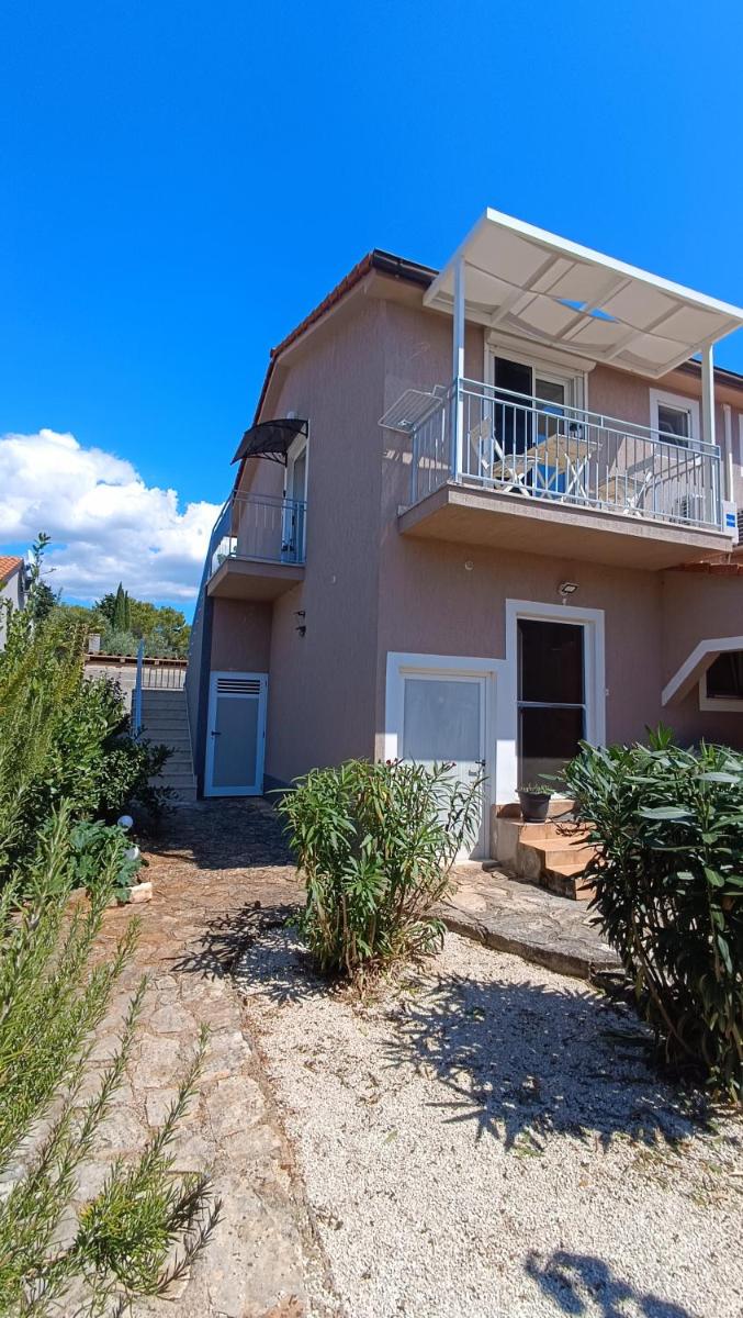 Double Room with Balcony (2 Adults + 1 Child) photo 2