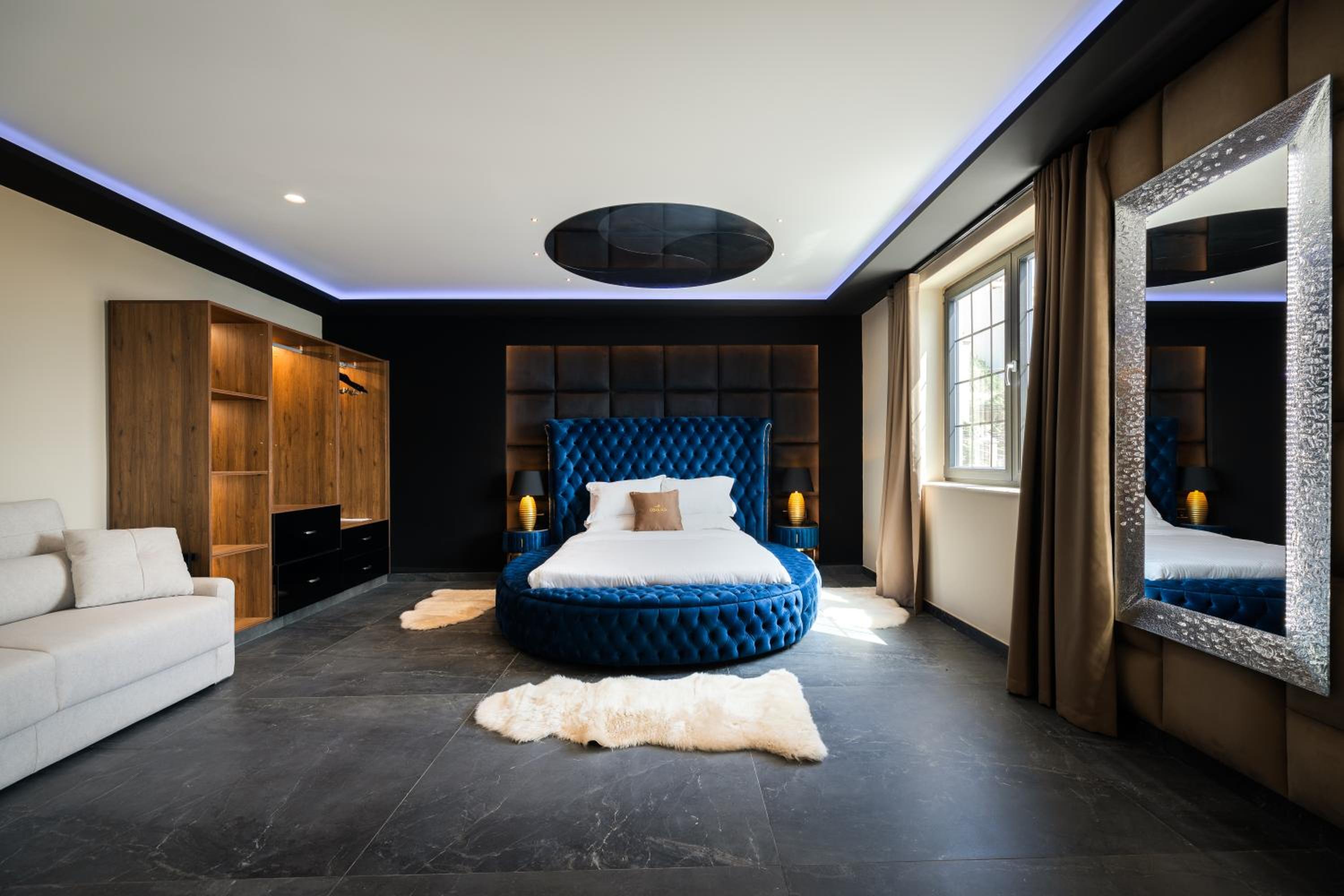 Deluxe Seaview Room