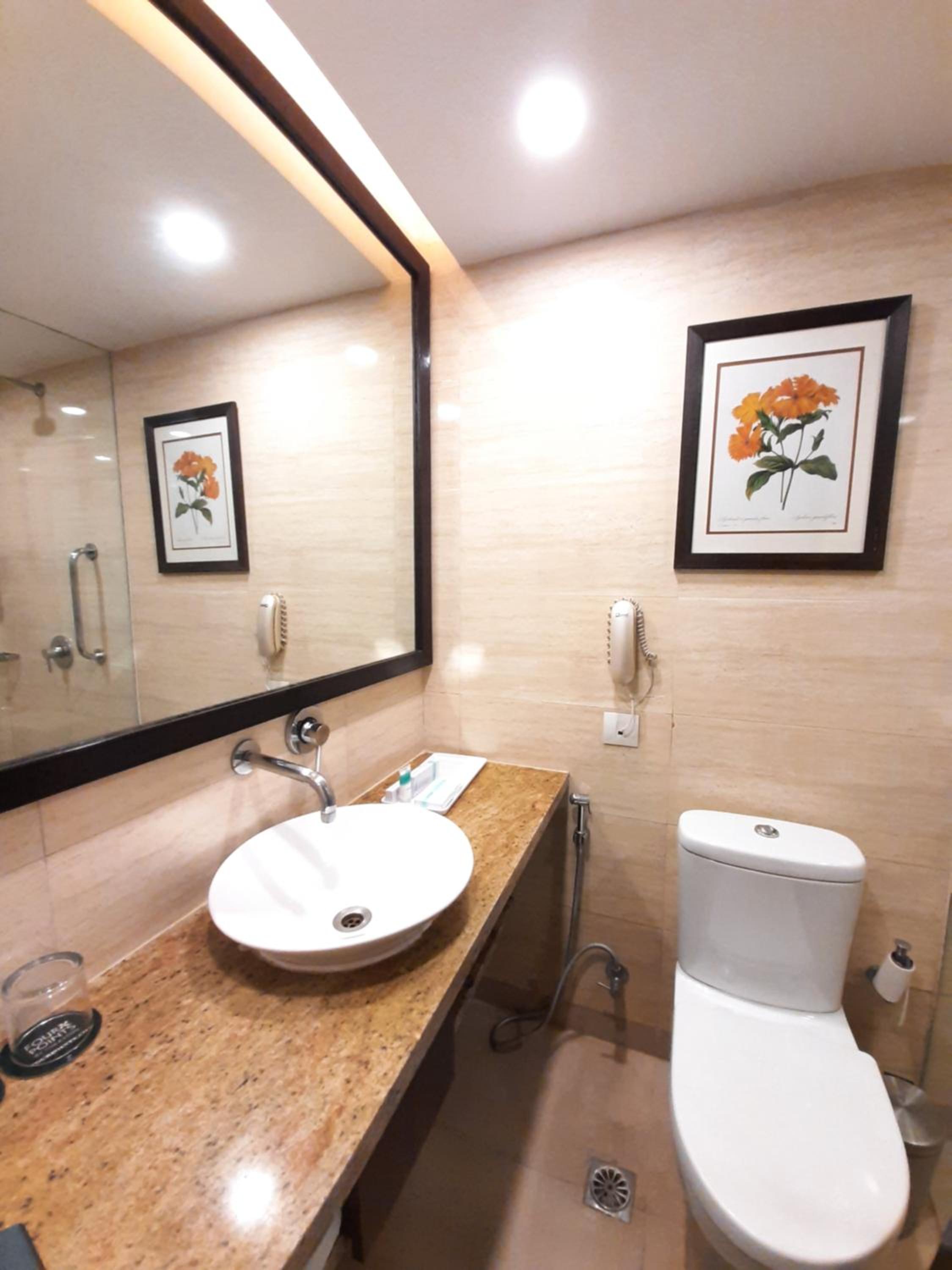Premier Room - Photo 4